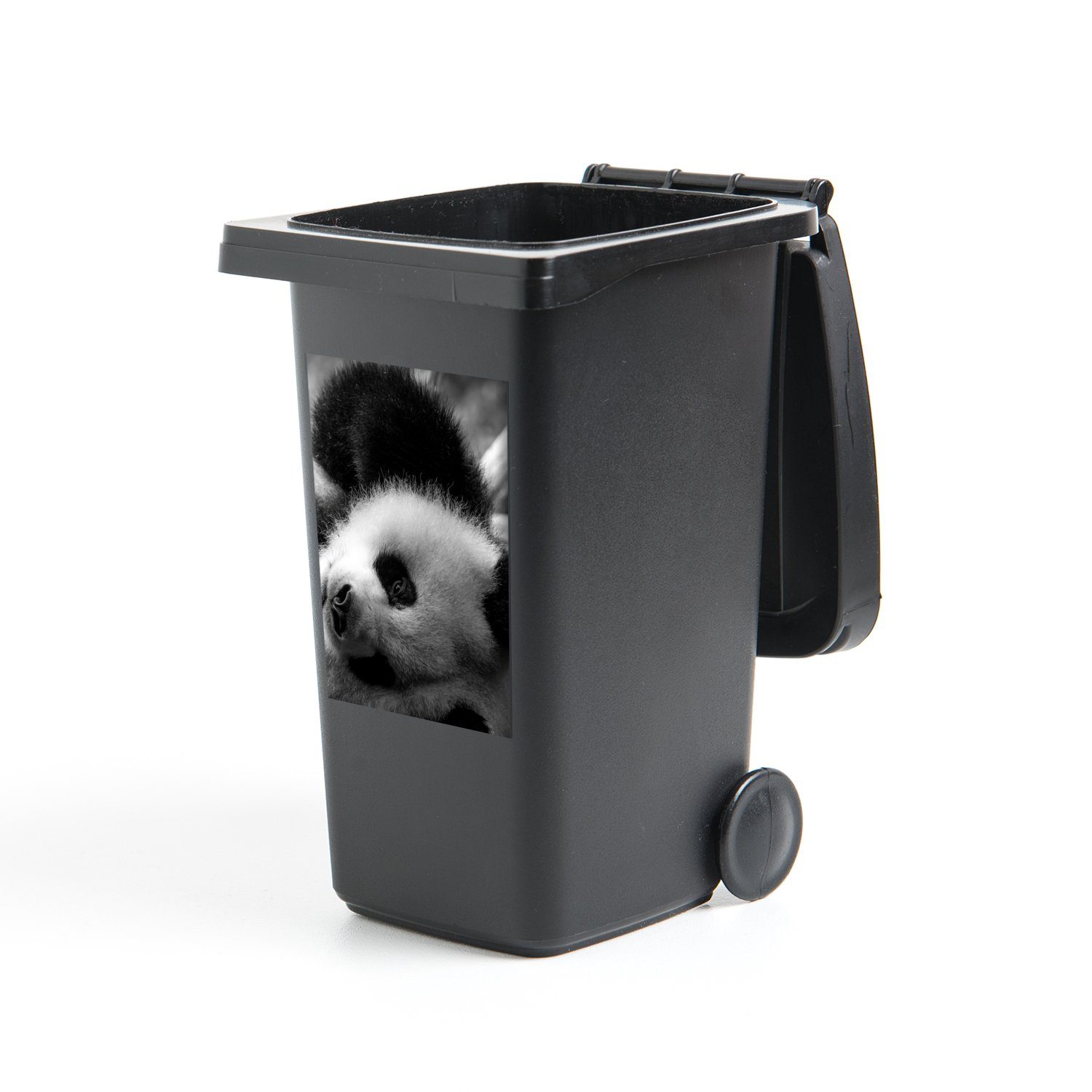 MuchoWow Wandsticker Tierprofil rollenden Panda Mülltonne, St), Abfalbehälter und Sticker, Container, schwarz weiß (1 in Mülleimer-aufkleber