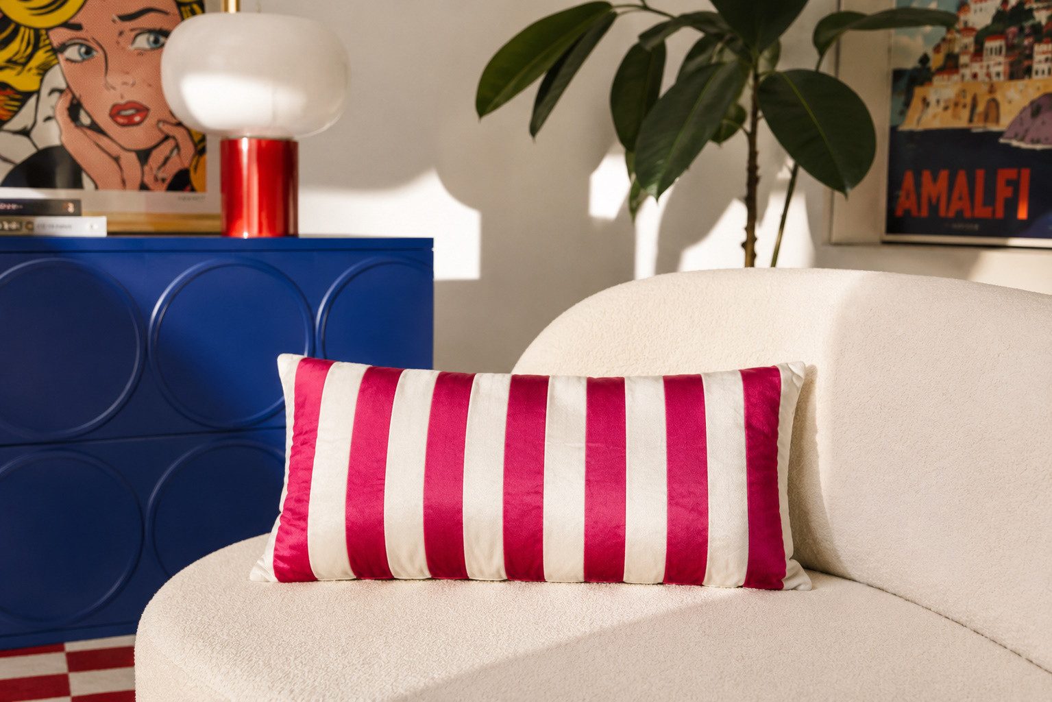 Vintagehaus Dekokissen Retro Stripes Samt in Rot- oder Grün-Weiß 60 cm