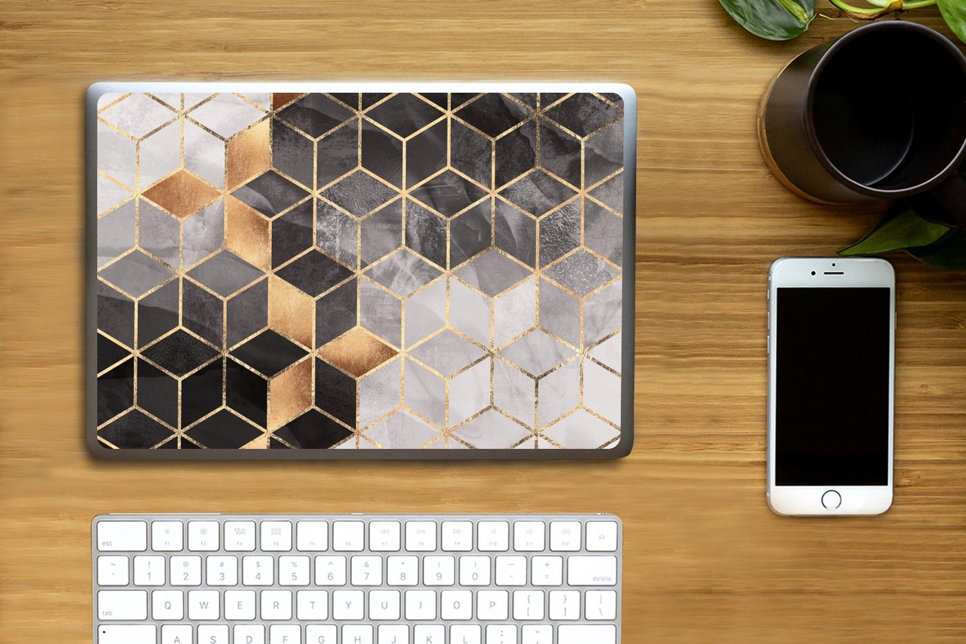Thumbnail - MuchoWow Laptop-Aufkleber Abstrakt - Würfel - Gold - Muster - Schwarz - Weiß, (1tlg), Laptop Folien Cover, Aufkleber, St...
