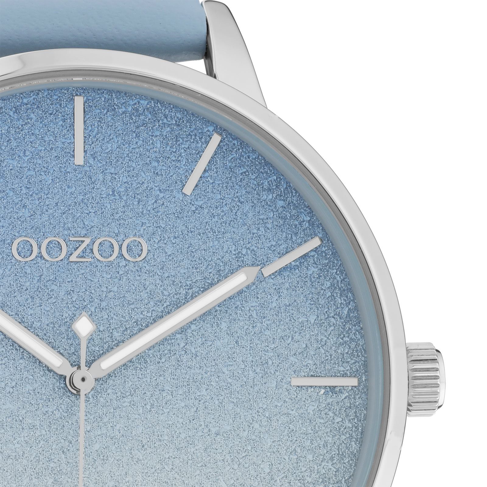 OOZOO Quarzuhr Oozoo Damen Armbanduhr Timepieces, (Analoguhr), Damenuhr rund, extra groß (ca. 48mm), Lederarmband hellblau, Fashion