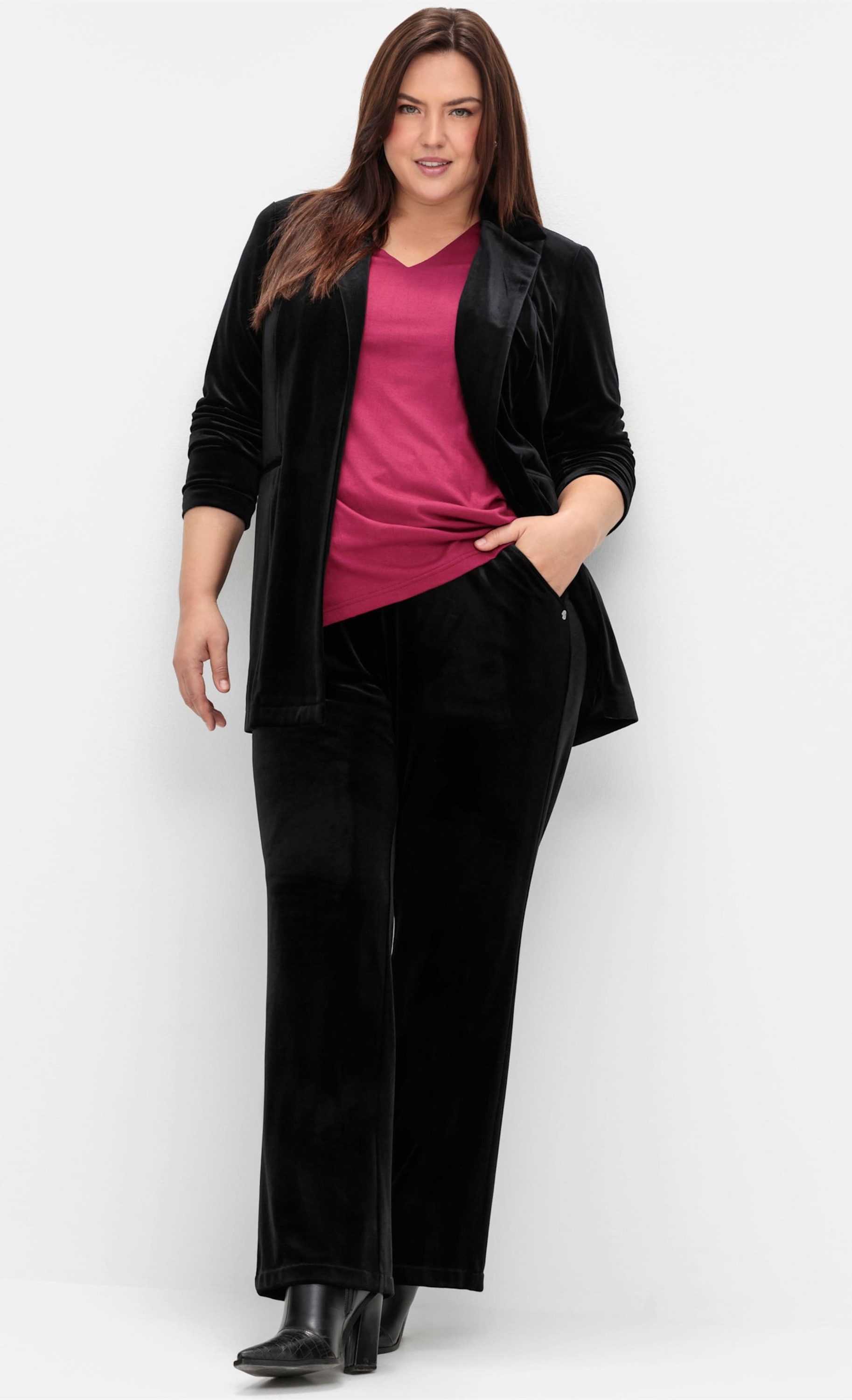 Sheego Jerseyhose Stretch-Hose aus Samt, mit Teilgummibund