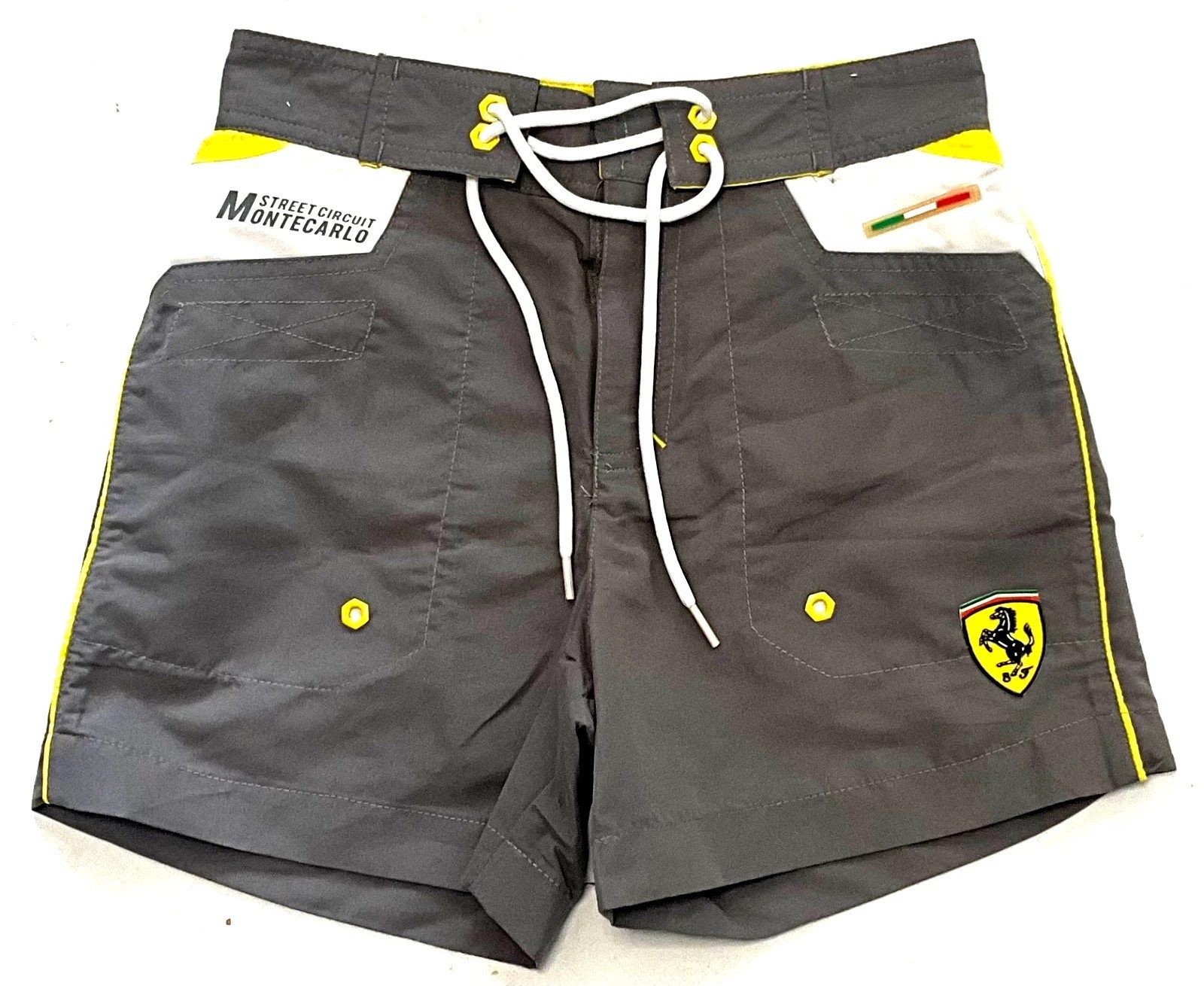 Ferrari Badeshorts Ferrari Kinder Swimshort, Kids Striped Scud Beach Short.. Grau mit Kordel, Ferrari Markenlabel, für Schwimmen