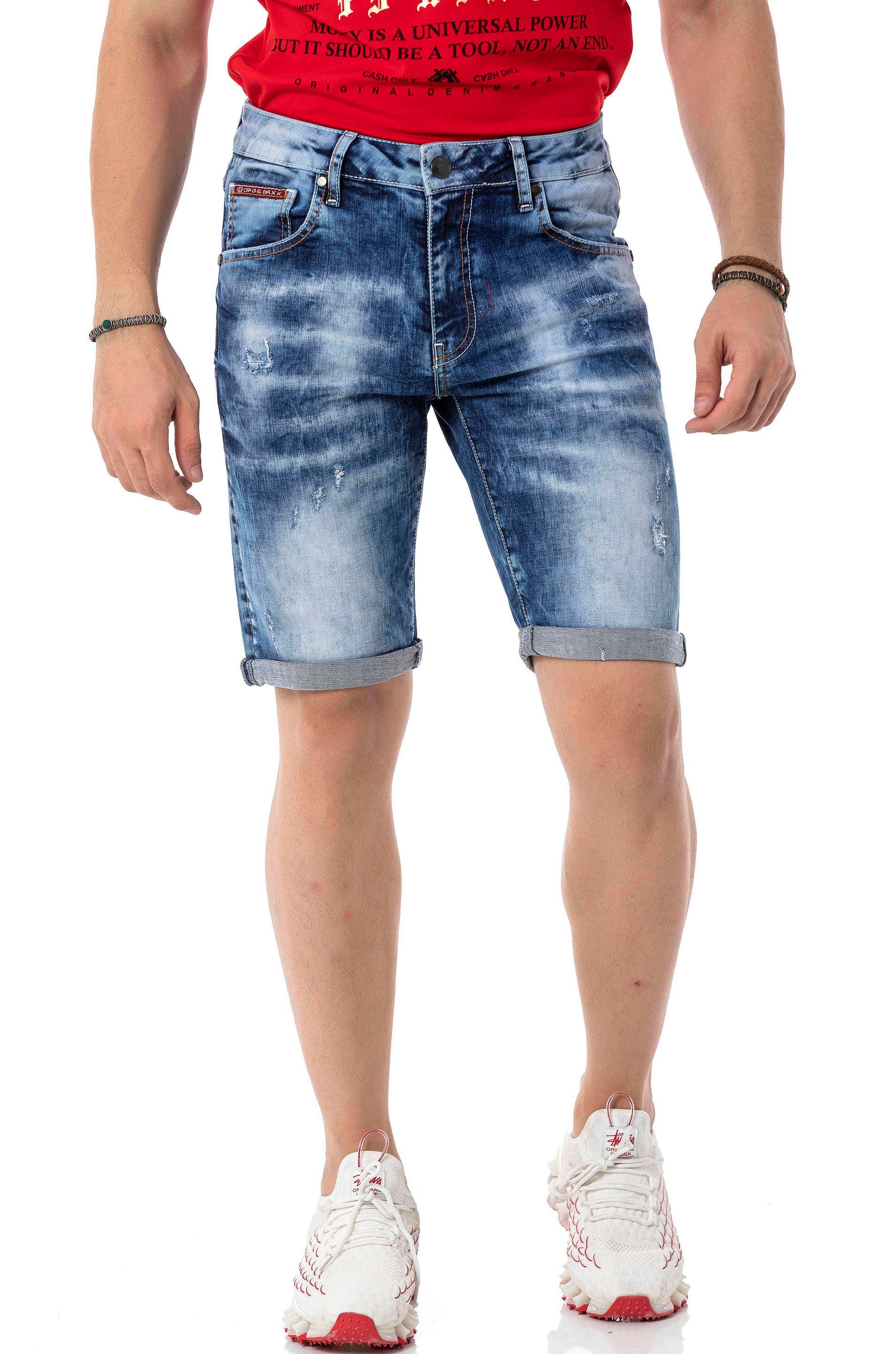 mit Destroyed-Details Jeansbermudas Cipo Baxx &