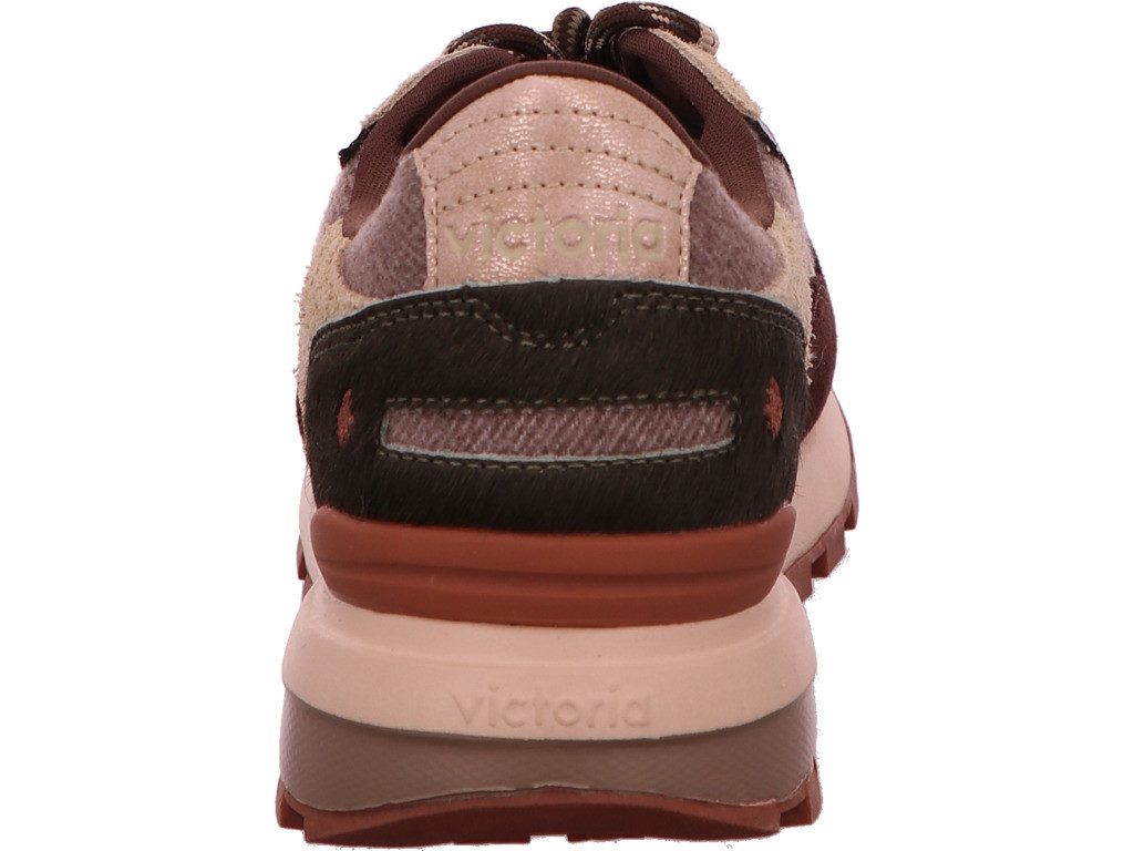 Victoria Sneaker