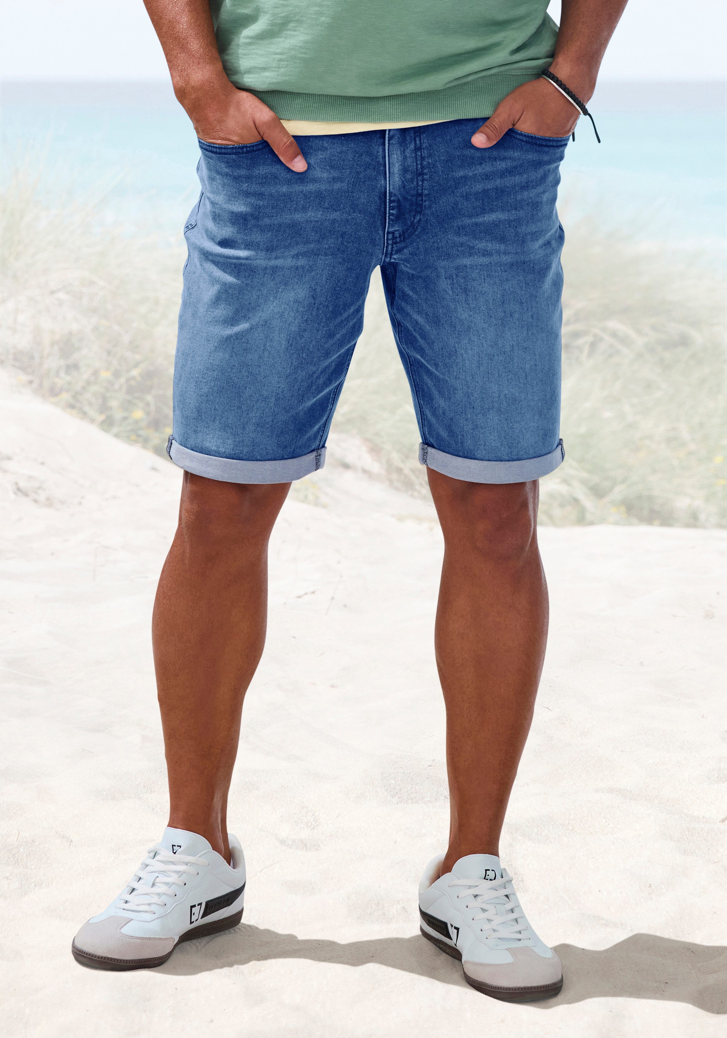 John Devin Jeansshorts 5-Pocket Shorts aus elastischer Denim-Qualität
