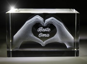 VIP-LASER Dekofigur 3D Glasquader I Herz aus Händen mit Gravur I Text: Beste Oma!, Hochwertige Geschenkbox, Made in Germany, Familienbetrieb