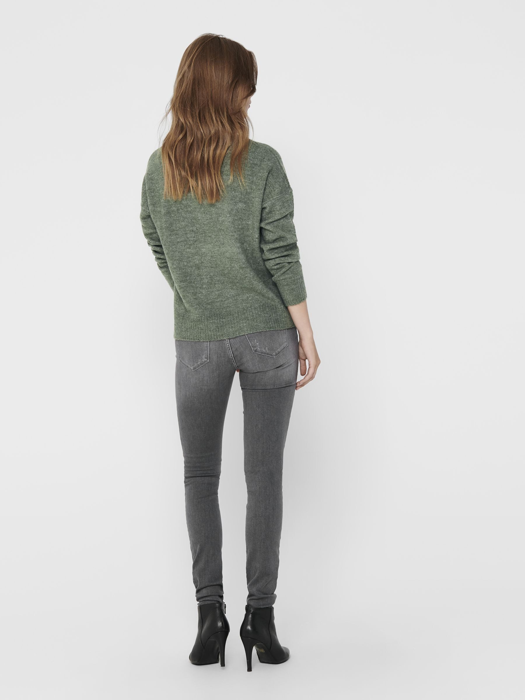 JDY V-Ausschnitt-Pullover JDYELANORA L/S V-NECK PULLO. KNT NOOS mit leicht überschnittenen Schultern