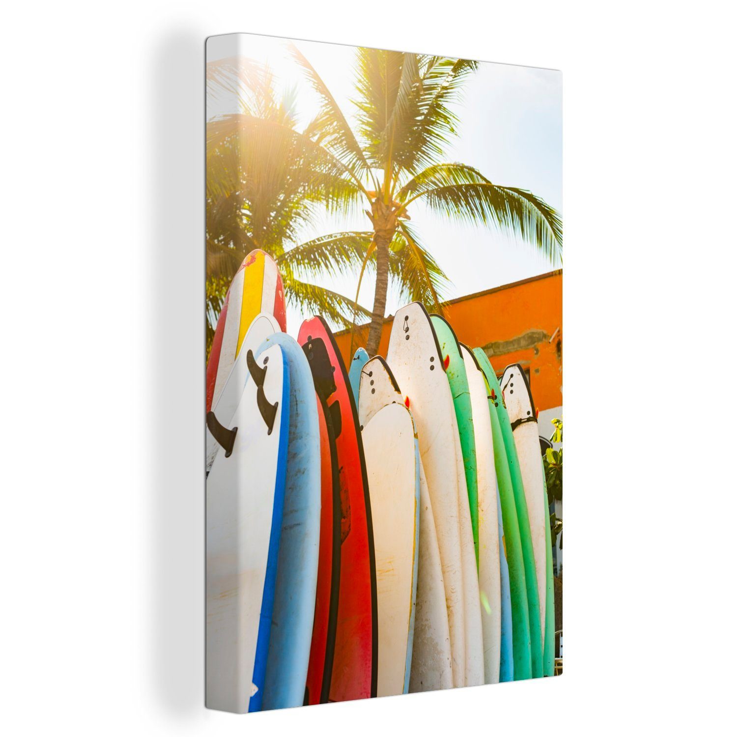 OneMillionCanvasses® Leinwandbild Surfbretter unter einer Palme, (1 St), Leinwandbild fertig bespannt inkl. Zackenaufhänger, Gemälde, 20x30 cm
