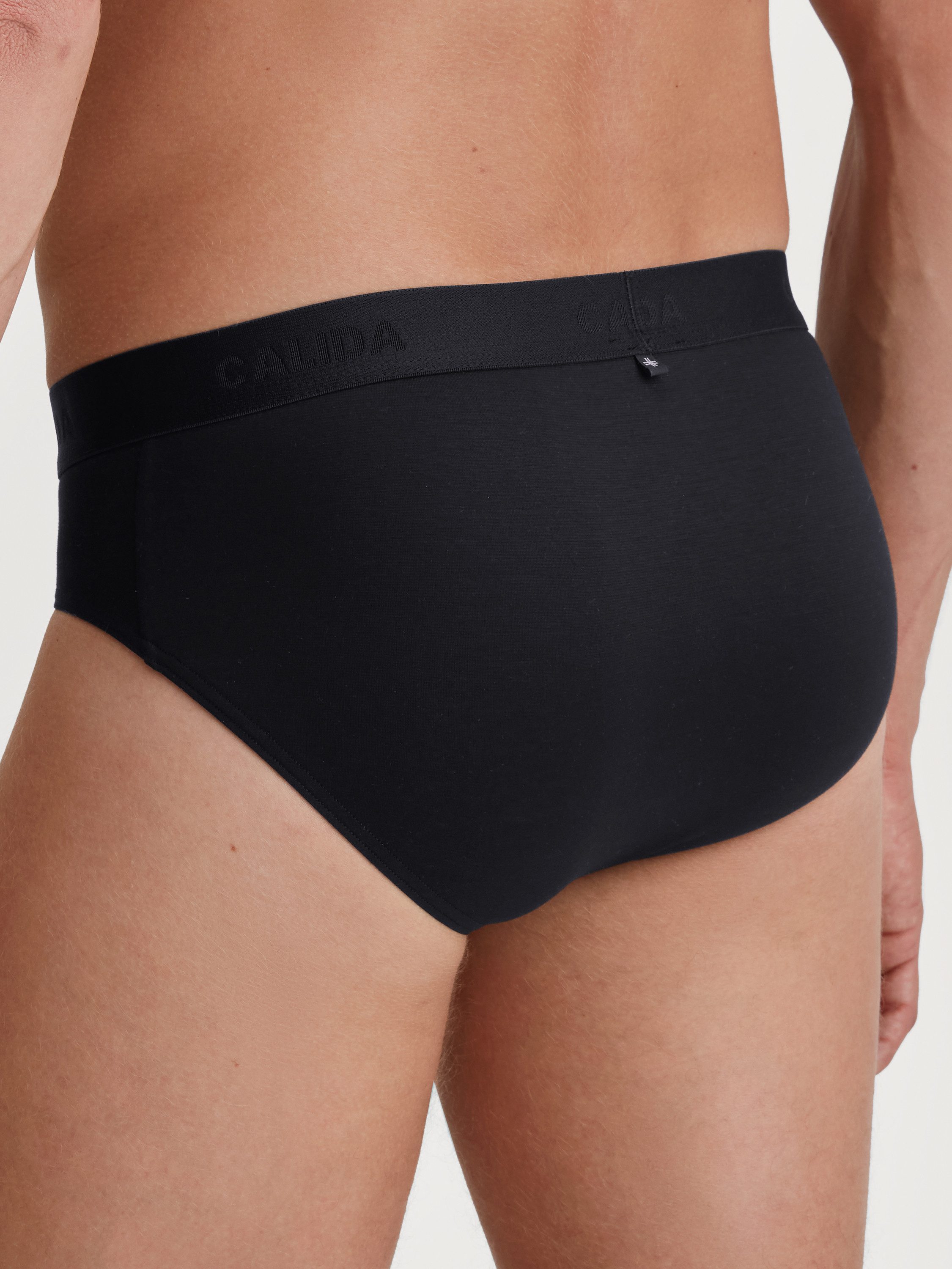 CALIDA Slip Natural Cooling Herren (1-St) weich, feuchtigkeitsregulierend, ideal für sensible Haut, Elastikbund