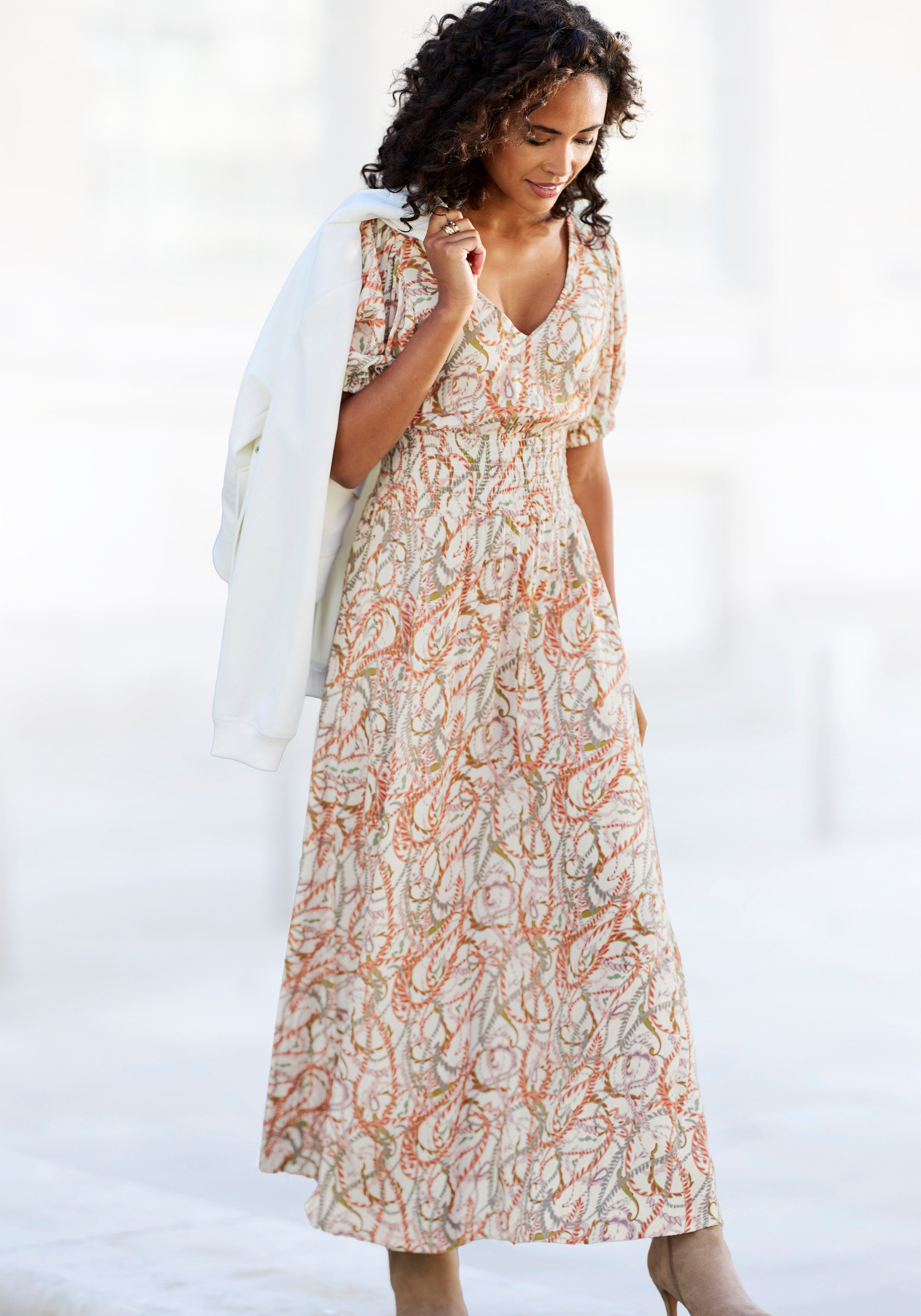 LASCANA Maxikleid mit Alloverdruck und V-Ausschnitt, Sommerkleid, Strandkle günstig online kaufen