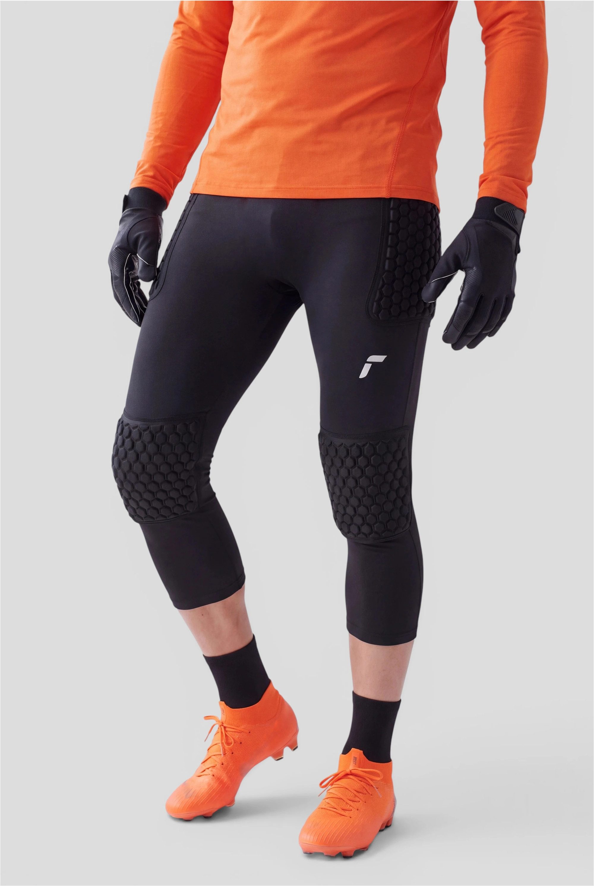 Reusch Torwarthose Contest 3/4 Short Advance mit komfortabler Polsterung