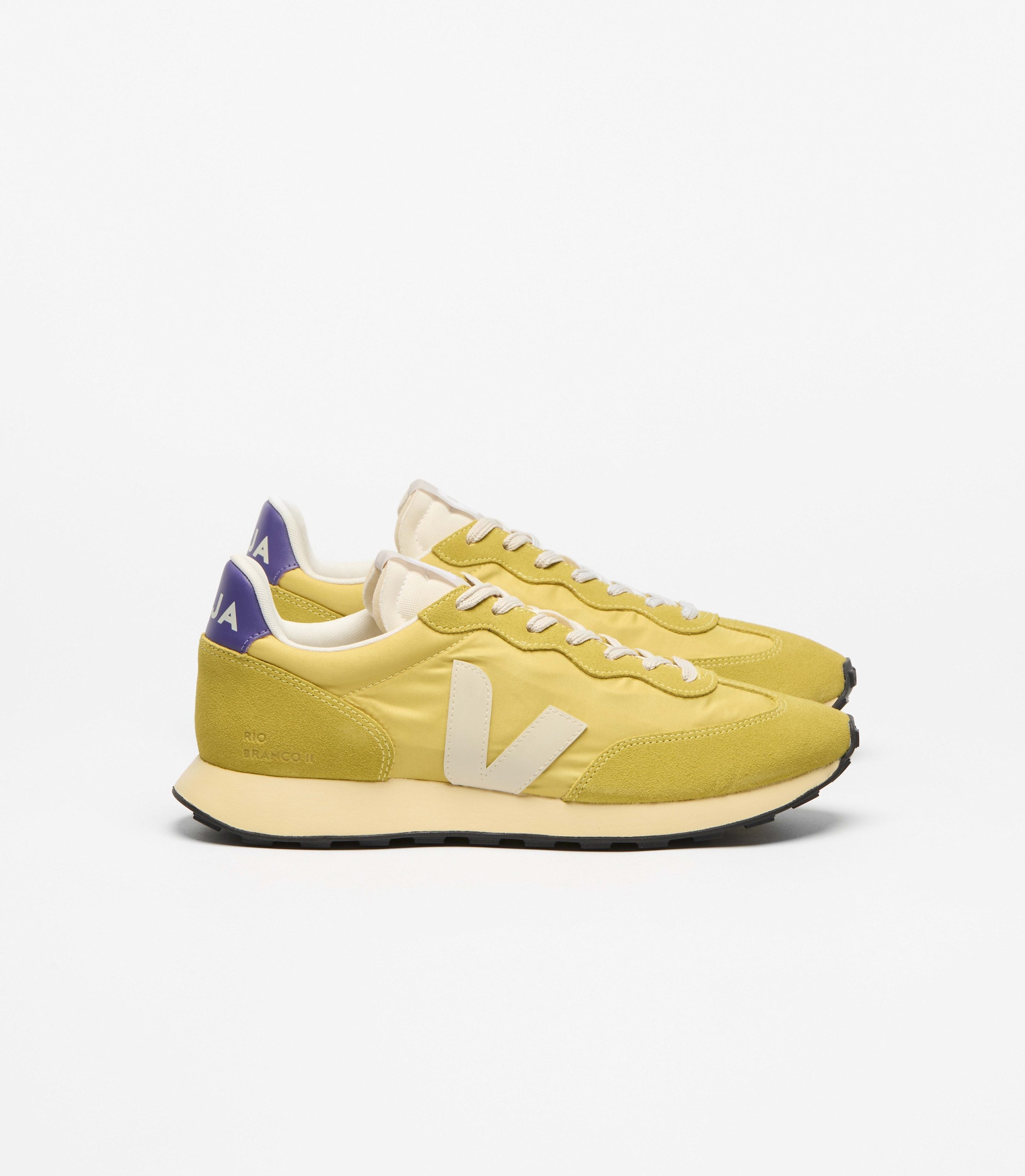 VEJA Veja Rio Branco II Li Nolyn Sneaker