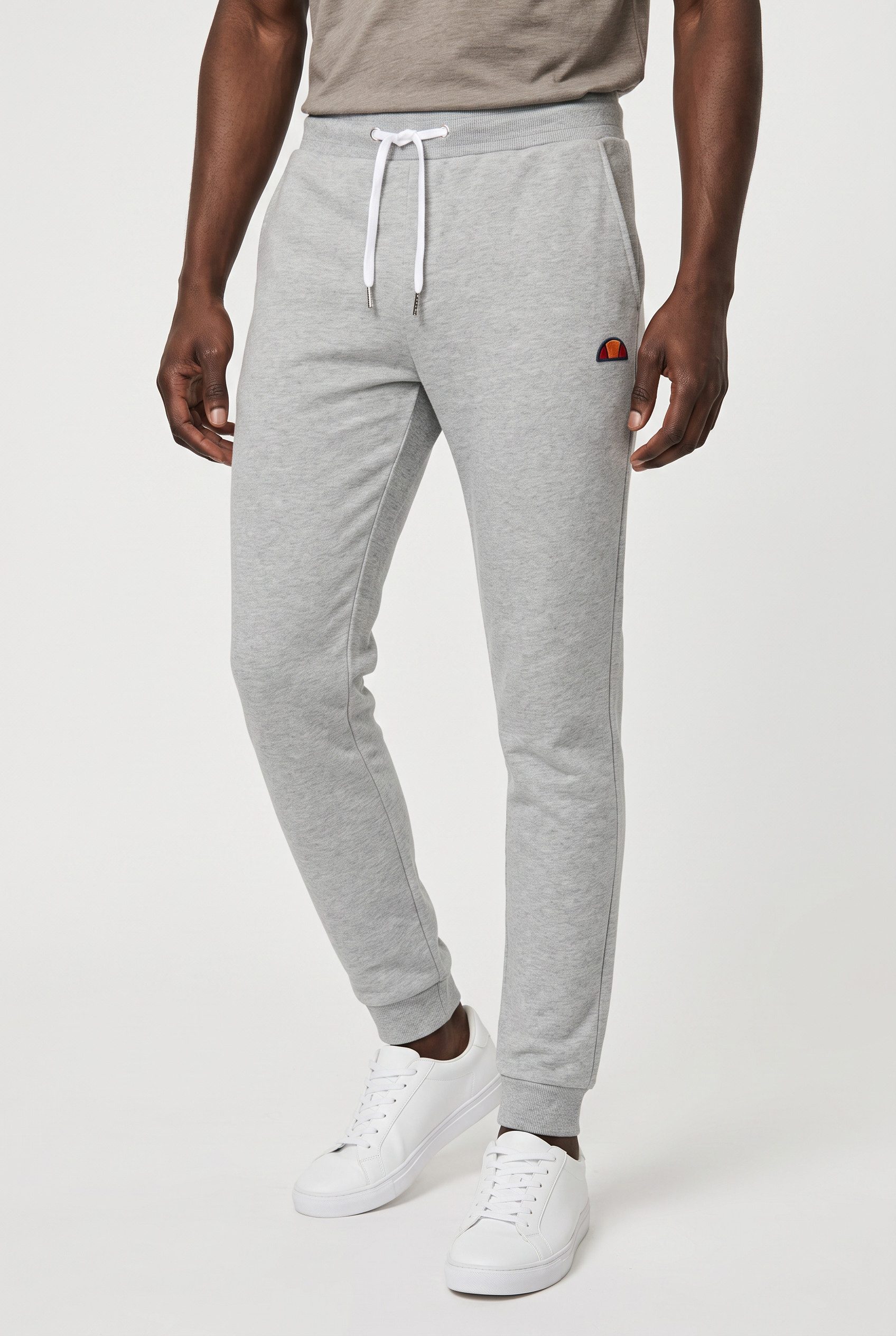 Ellesse Jogginghose ISLINGTON JOG PANT mit elastischem Bund und Kordelzug, in schmaler Passform