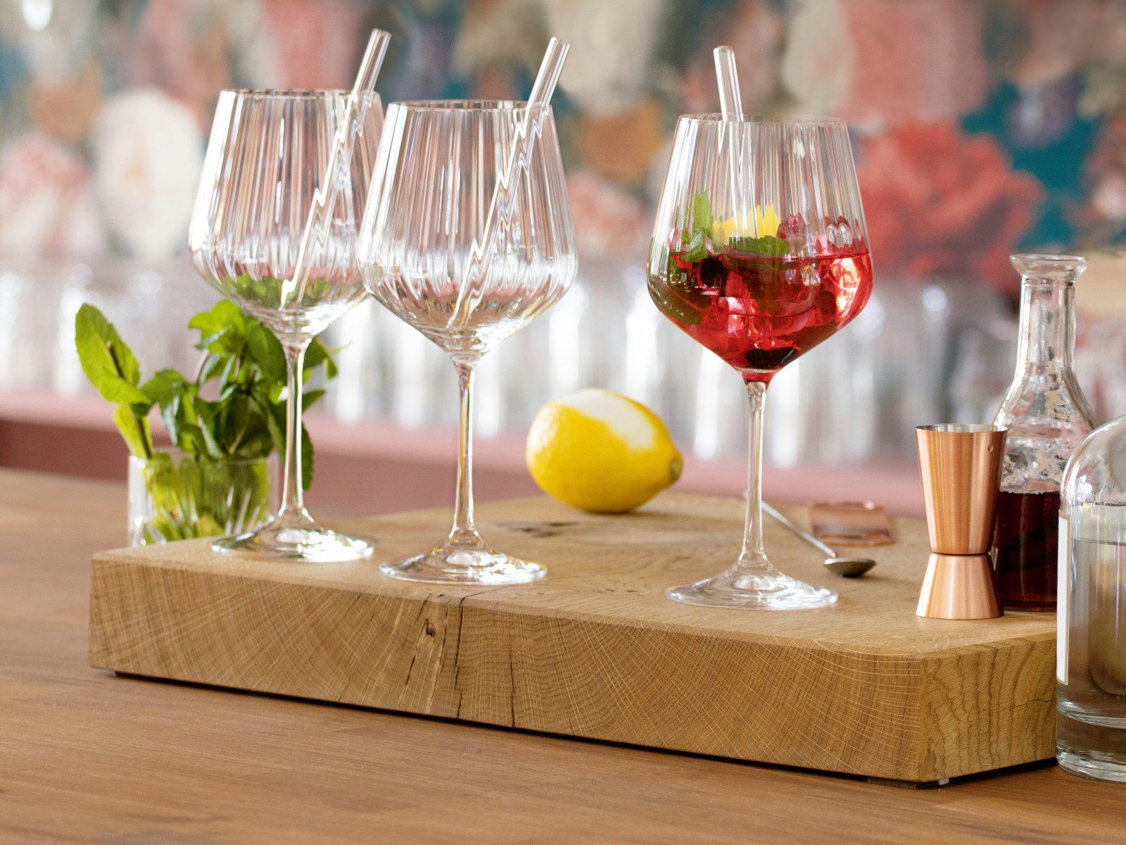 Nachtmann Gläser-Set Tastes Good Gin & Tonic Set 8tlg, Kristallglas, Gin&Tonic Set/4 + 4 Glastrinkhalme 7574/8tlg. Tastes Good