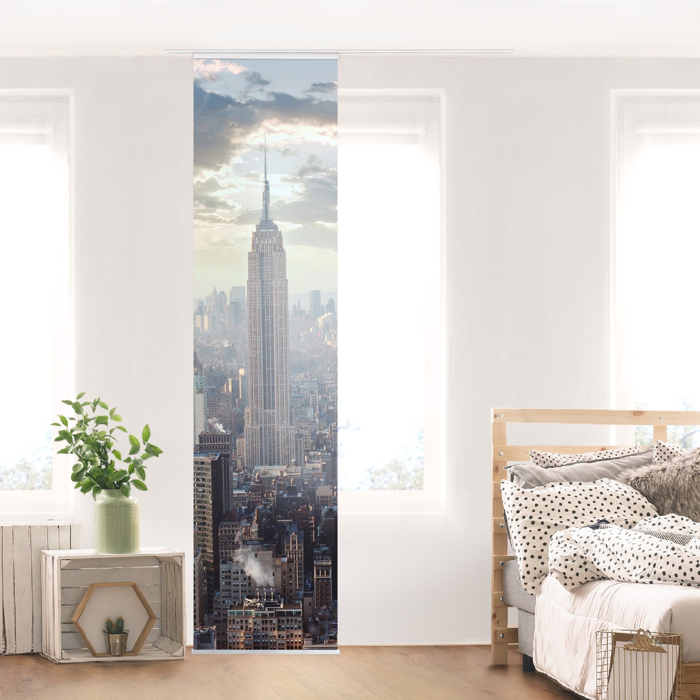 Bilderdepot24 Schiebegardine modern Flächenvorhang blickdicht Sonnenaufgang New York (1 St), halbtransparent, Wohnzimmer große Flächengardine lichtdurchlässig für Klemm-System