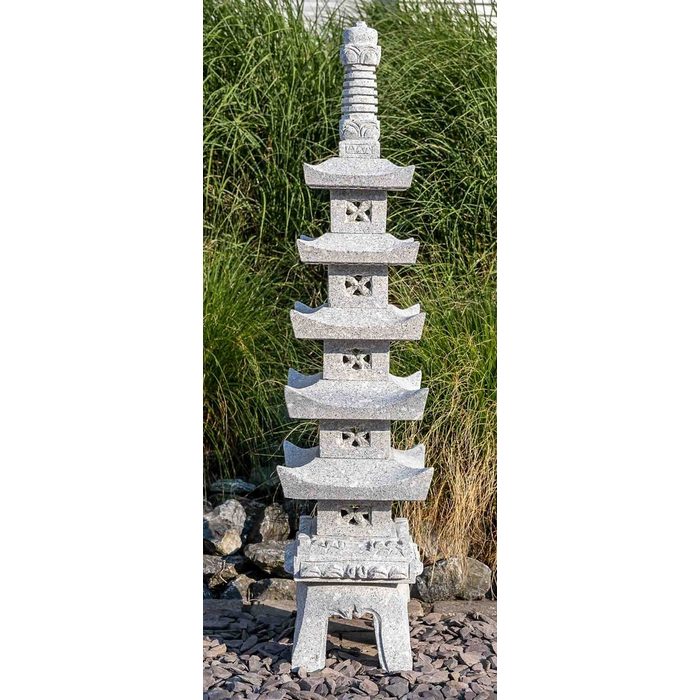 IDYL Gartenfigur Granit Pagoda 5-stöckig Granit – ein Naturprodukt – sehr robust – witterungsbeständig gegen Frost Regen und UV-Strahlung.