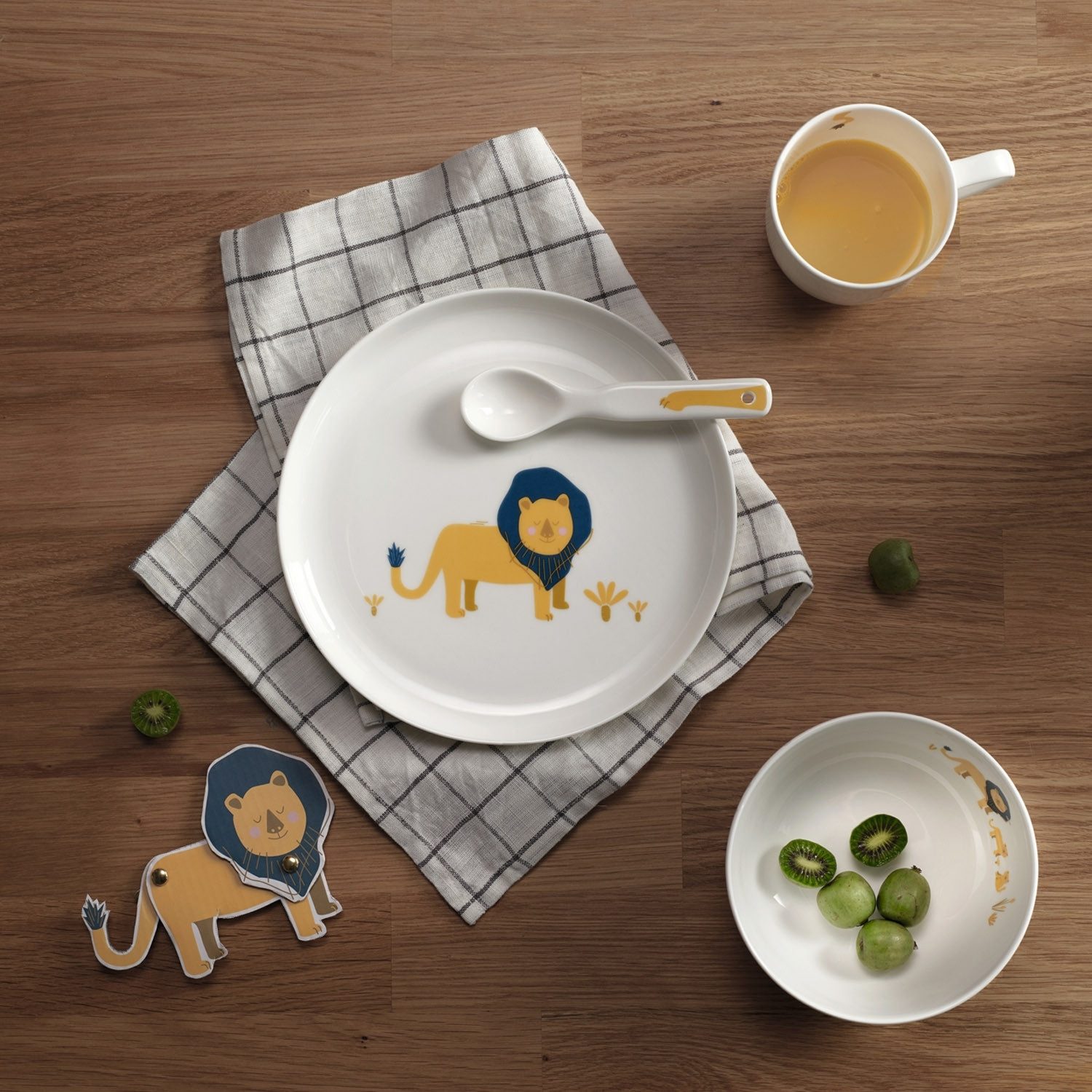 ASA SELECTION Tasse für Kinder COPPA KIDS, 250 ml, Weiß, Fine Bone China, mit Tiermotiv von Leo Löwe, Spülmaschinengeeignet