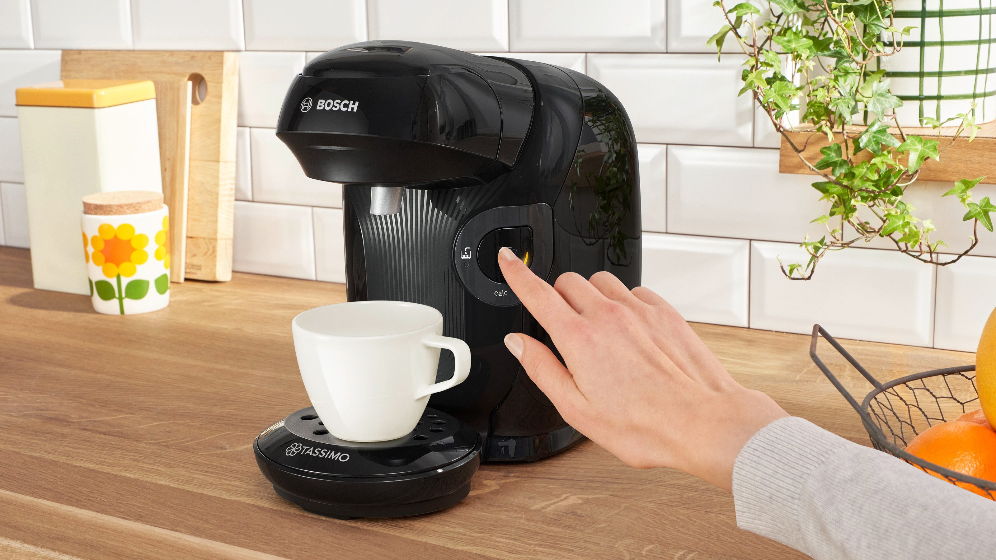 TASSIMO Kapselmaschine style friendly TAS112E, über 70 Getränke, platzsparend, geeignet für alle Tassen, Wassertank 0,7 L