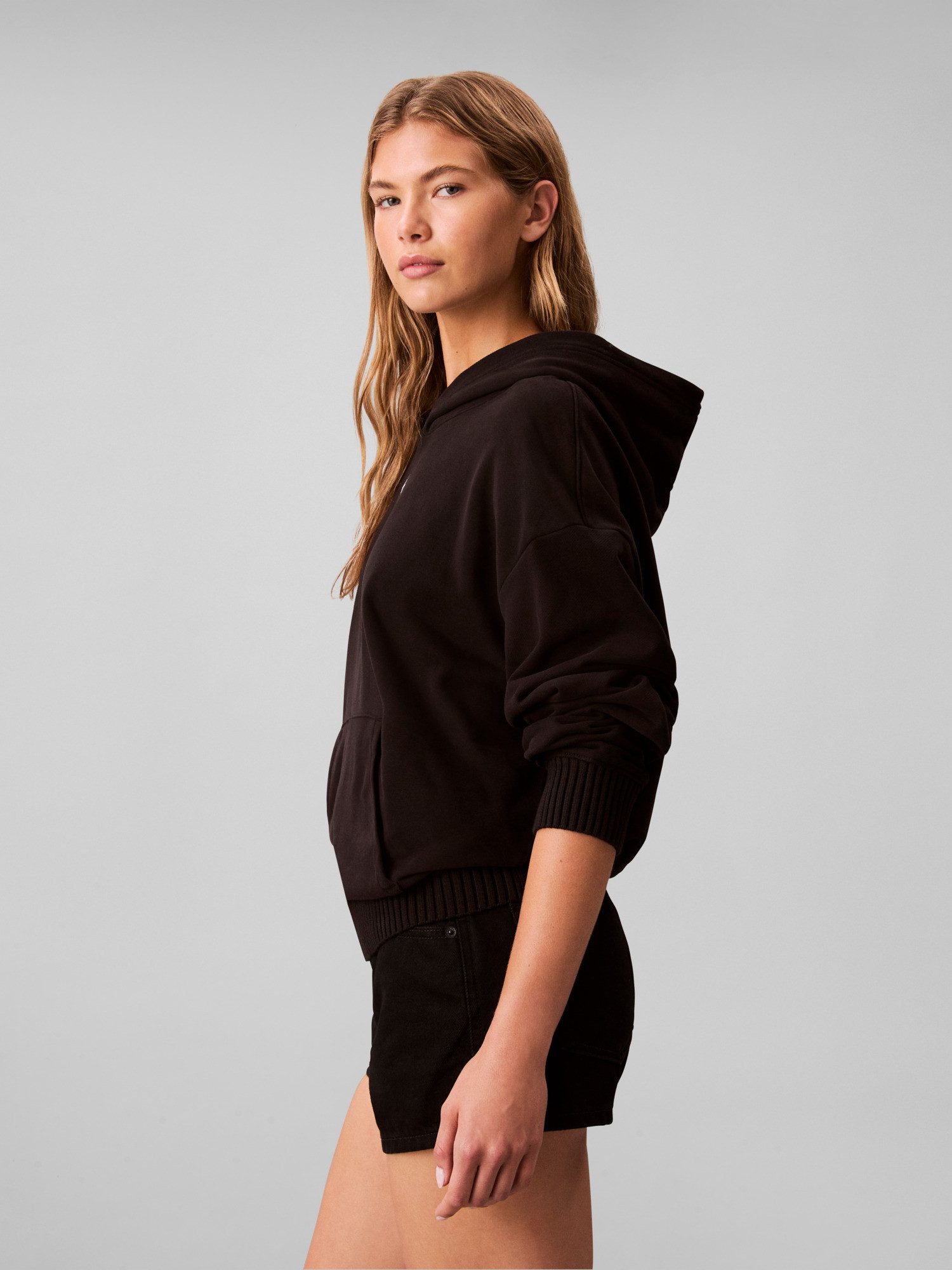 Calvin Klein Jeans Sweatshirt mit Kapuze, regular fit, gewebtes Markenlabel