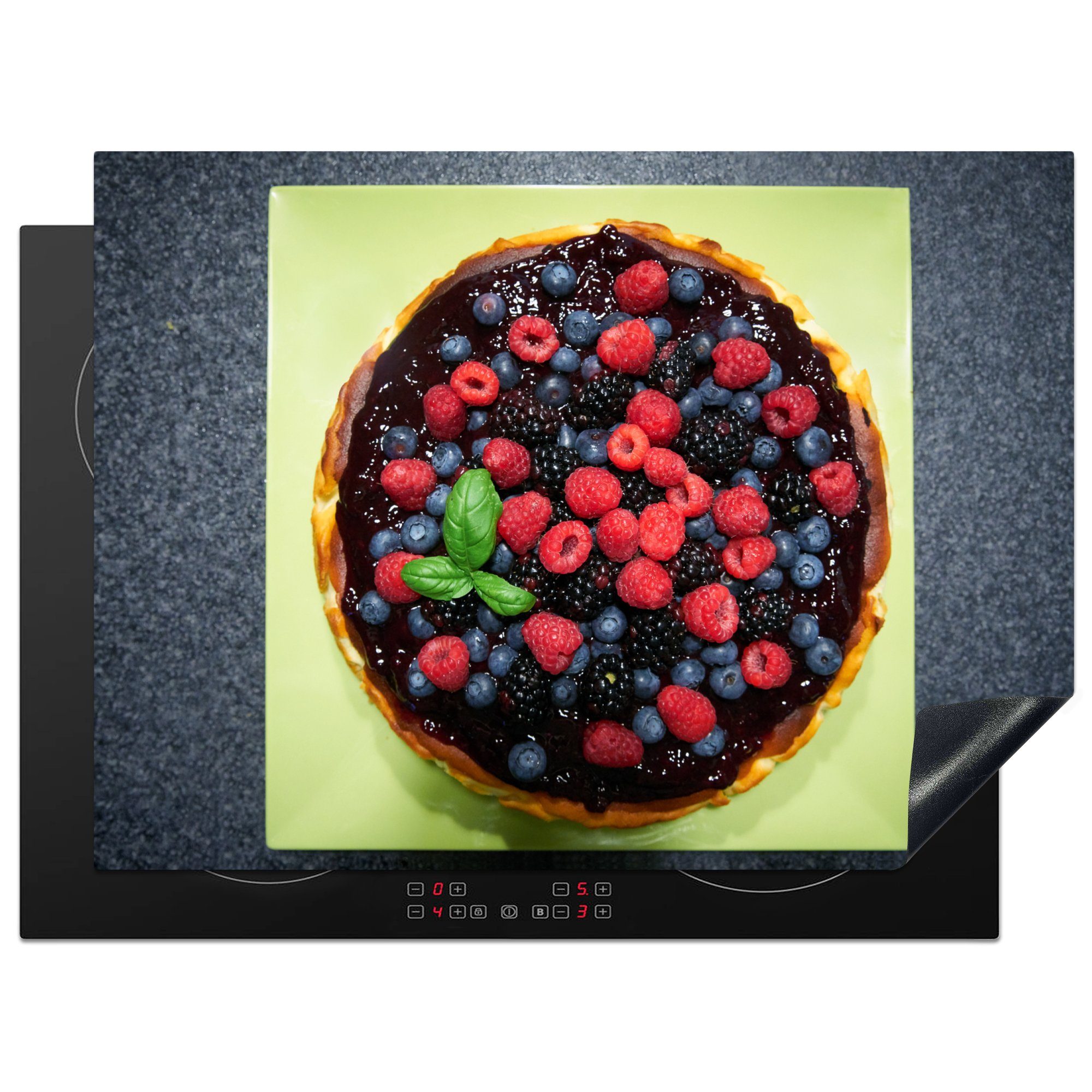 MuchoWow Herdblende-/Abdeckplatte Kuchen mit roten Früchten, Vinyl, (1 tlg), 70x52 cm, Mobile Arbeitsfläche nutzbar, Ceranfeldabdeckung