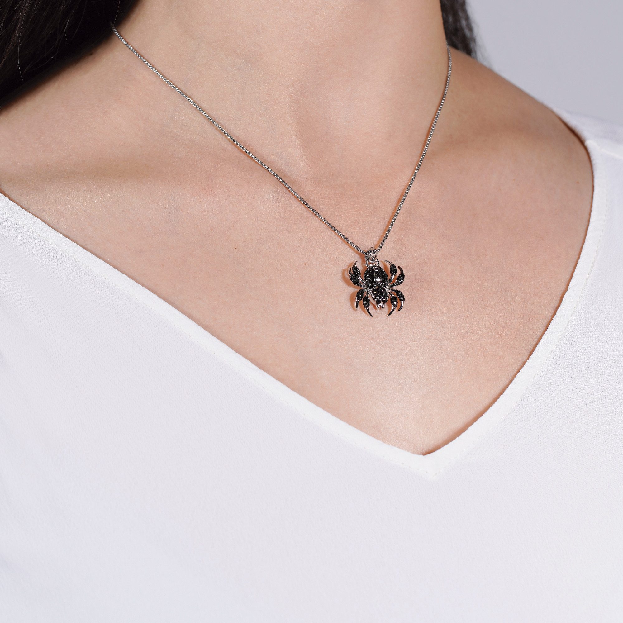 Seinerzeit FLORA & FAUNA Kettenanhänger Luca Spinnen Anhänger (1-tlg), Material: 925 Sterling Silber, rhodiniert, geschwärzt