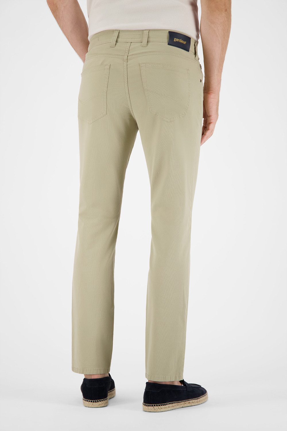 Atelier GARDEUR 5-Pocket-Jeans BILL-3-412371-1018, braun, dunkelbeige Softes Stretchmaterial aus Baumwolle und Lyocell für Komfort