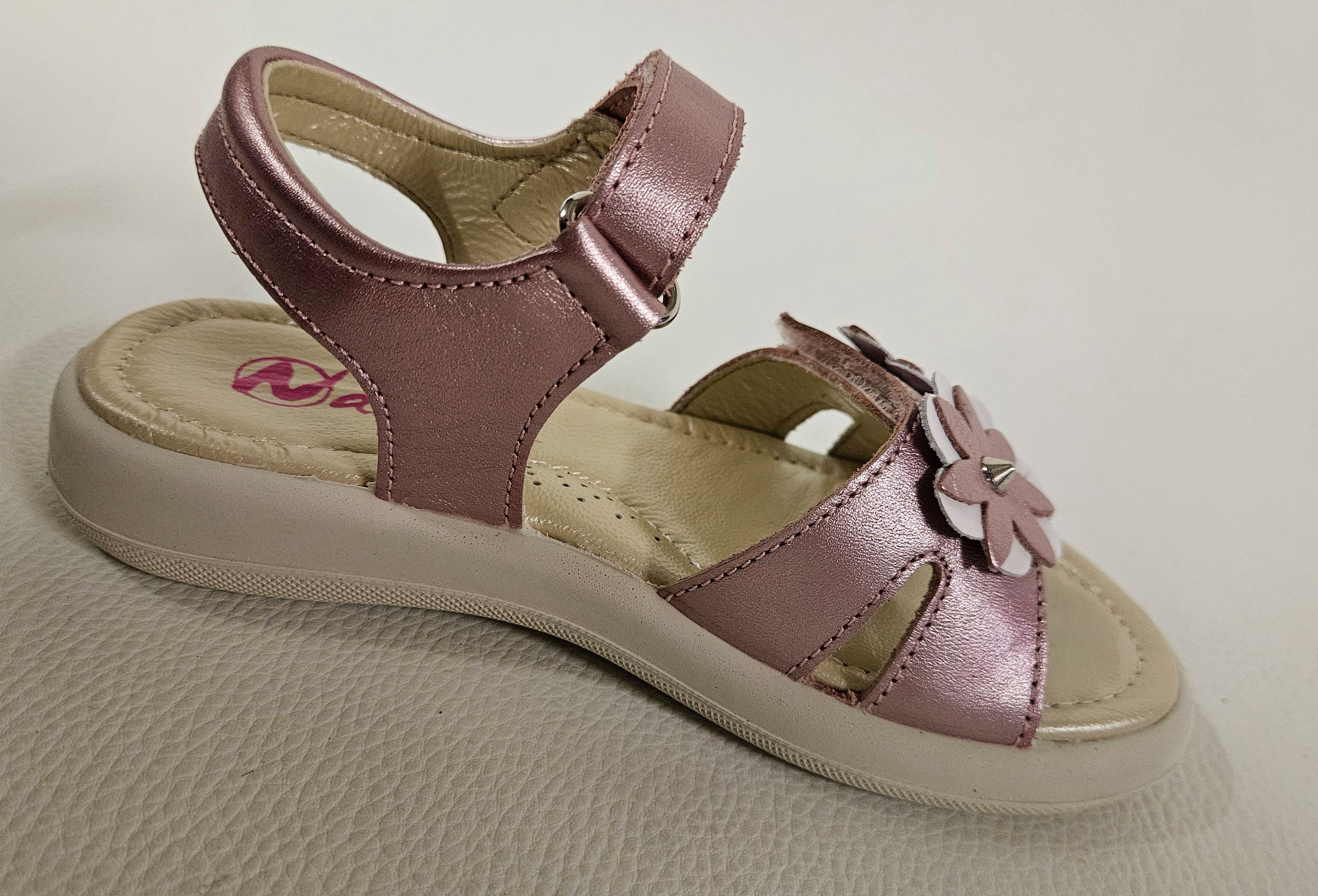 Naturino Mädchen Nappa Leder Laminato Rosa Blumen Gr. 29 Sandale aus echtem Leder