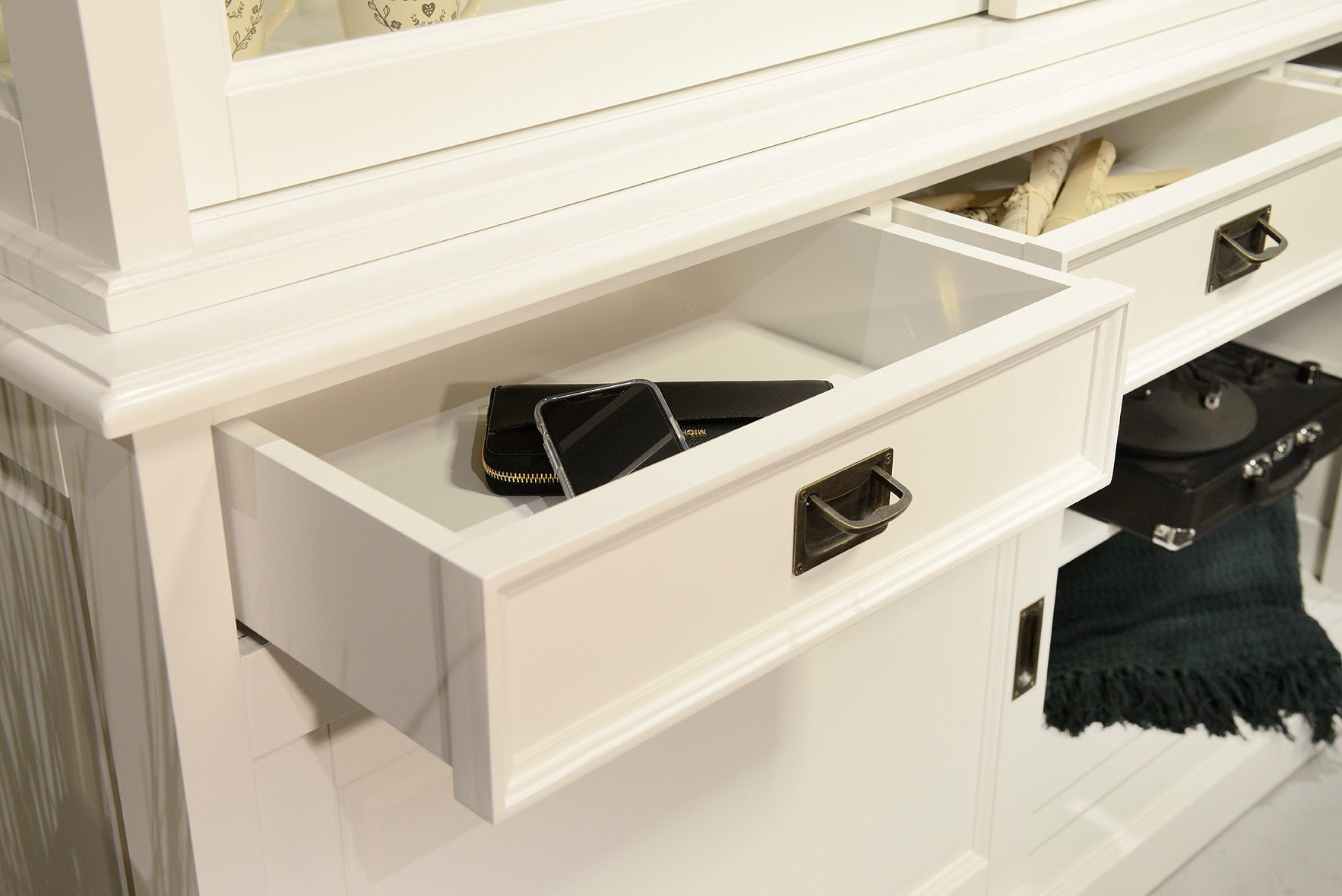 Wohnpalast Glasvitrine Vitrinen Schrank Neuss 200 cm im Landhaus Stil - Glasvitrine