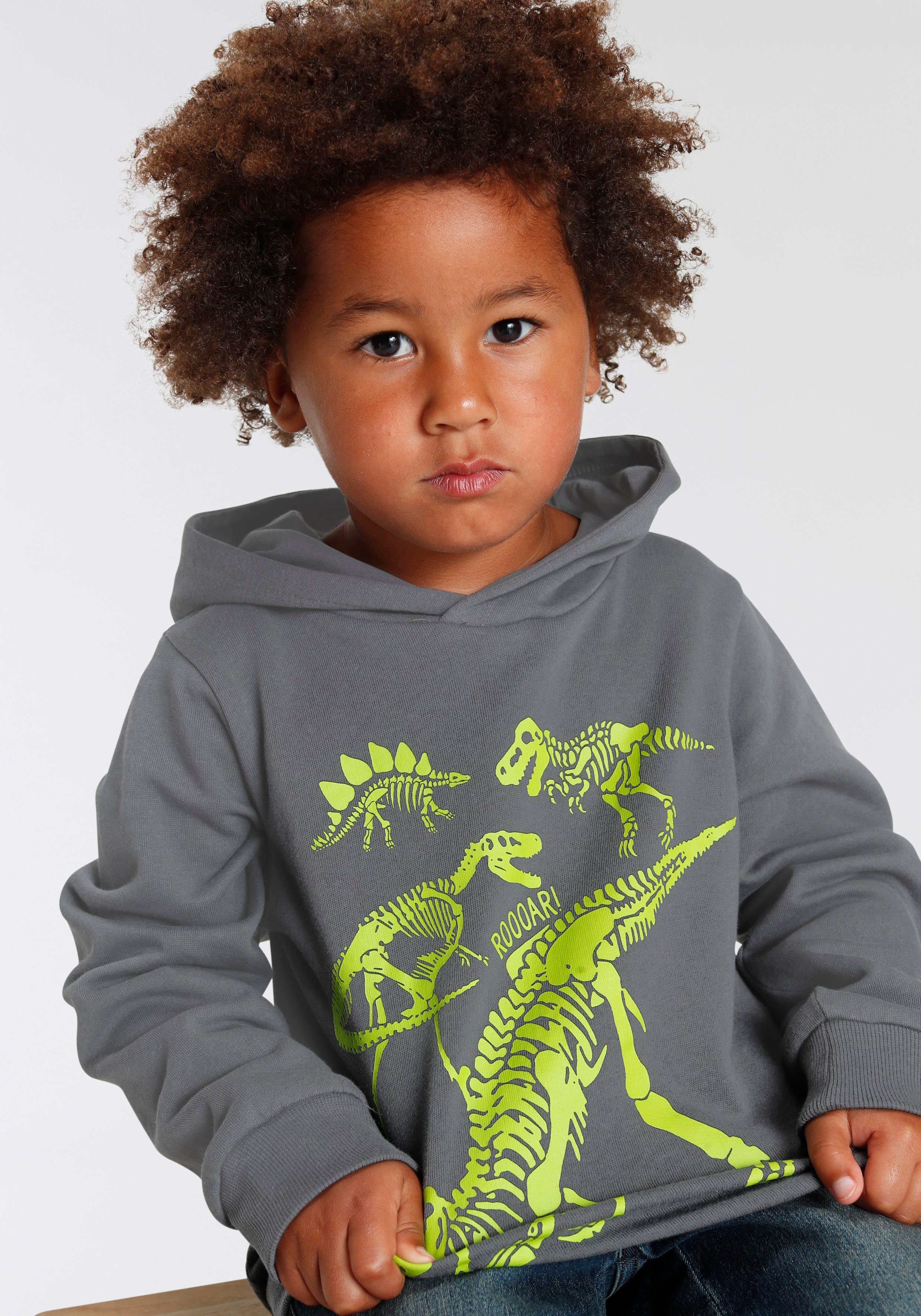 KIDSWORLD Kapuzensweatshirt DINO Langarm, Basic-Passform, mit stylischem Druck, aus Baumwolle