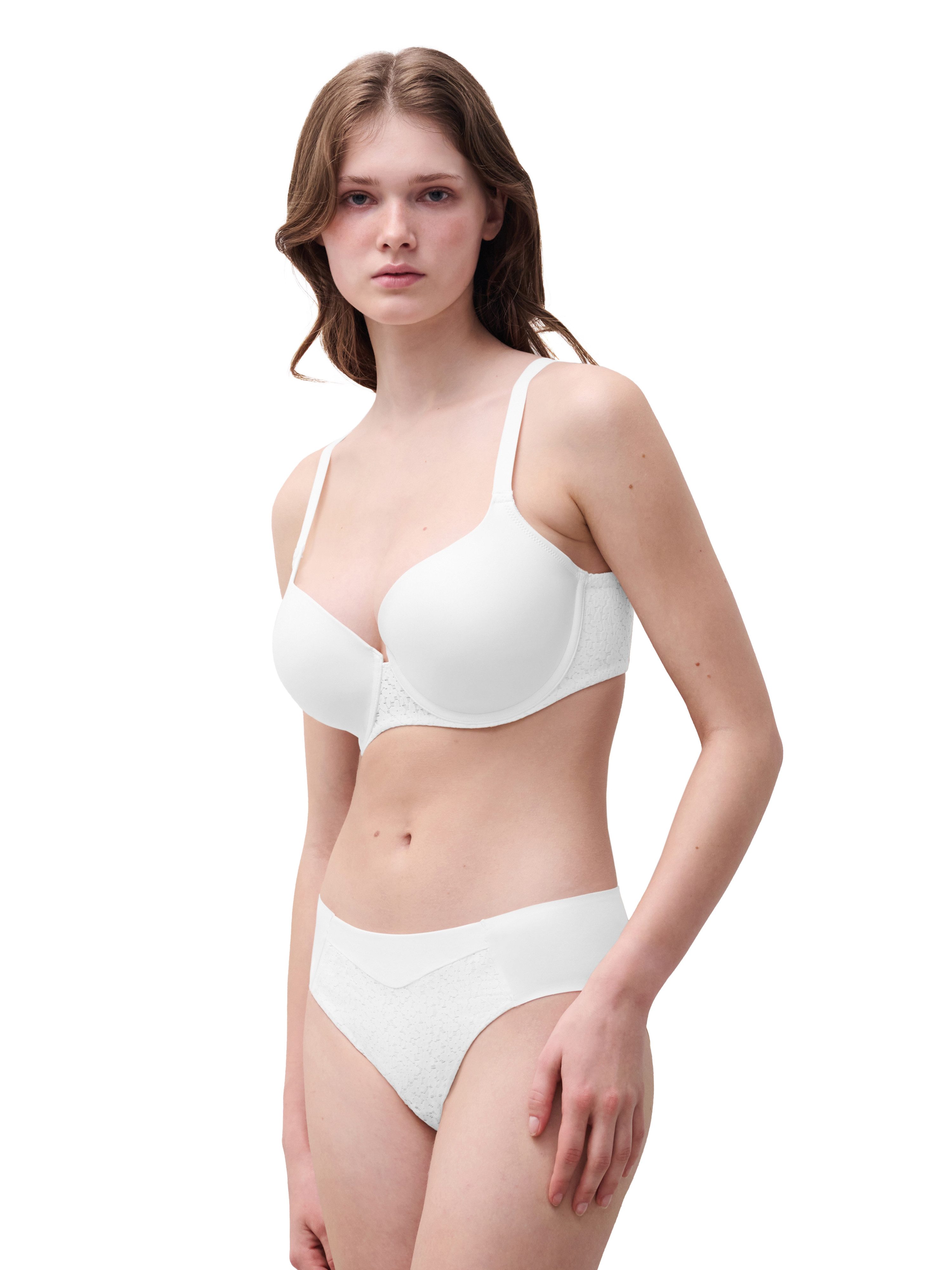 Chantelle T-Shirt-BH NORAH weiche Spitze, blickdichtes Gewebe