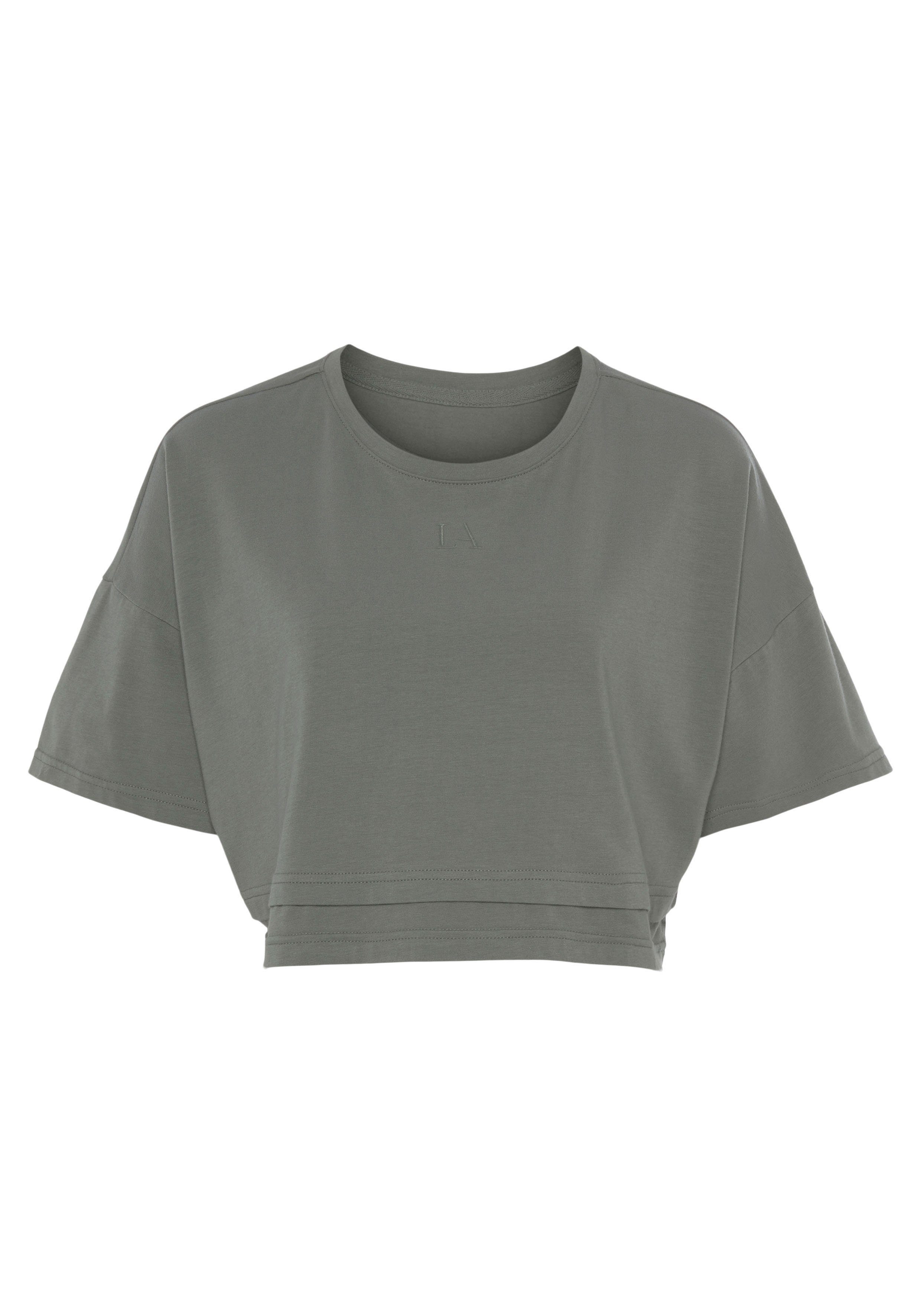 LASCANA Kurzarmshirt T-Shirt, weite Form mit Lagen-Look – Bild 2 von 5