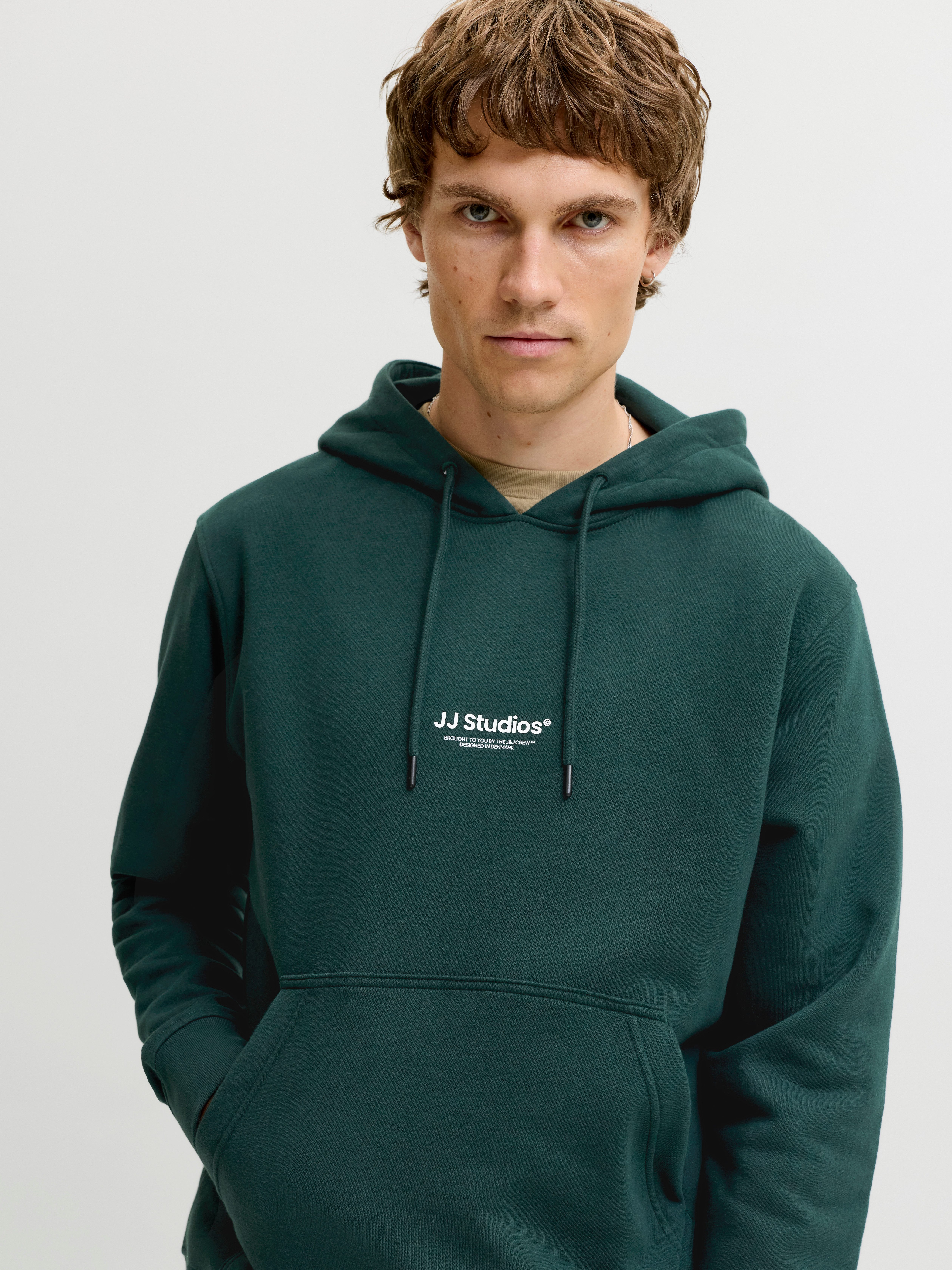 Jack & Jones Kapuzensweatshirt JJESOHO SWEAT HOOD NOOS Baumwollmischung, relaxed fit