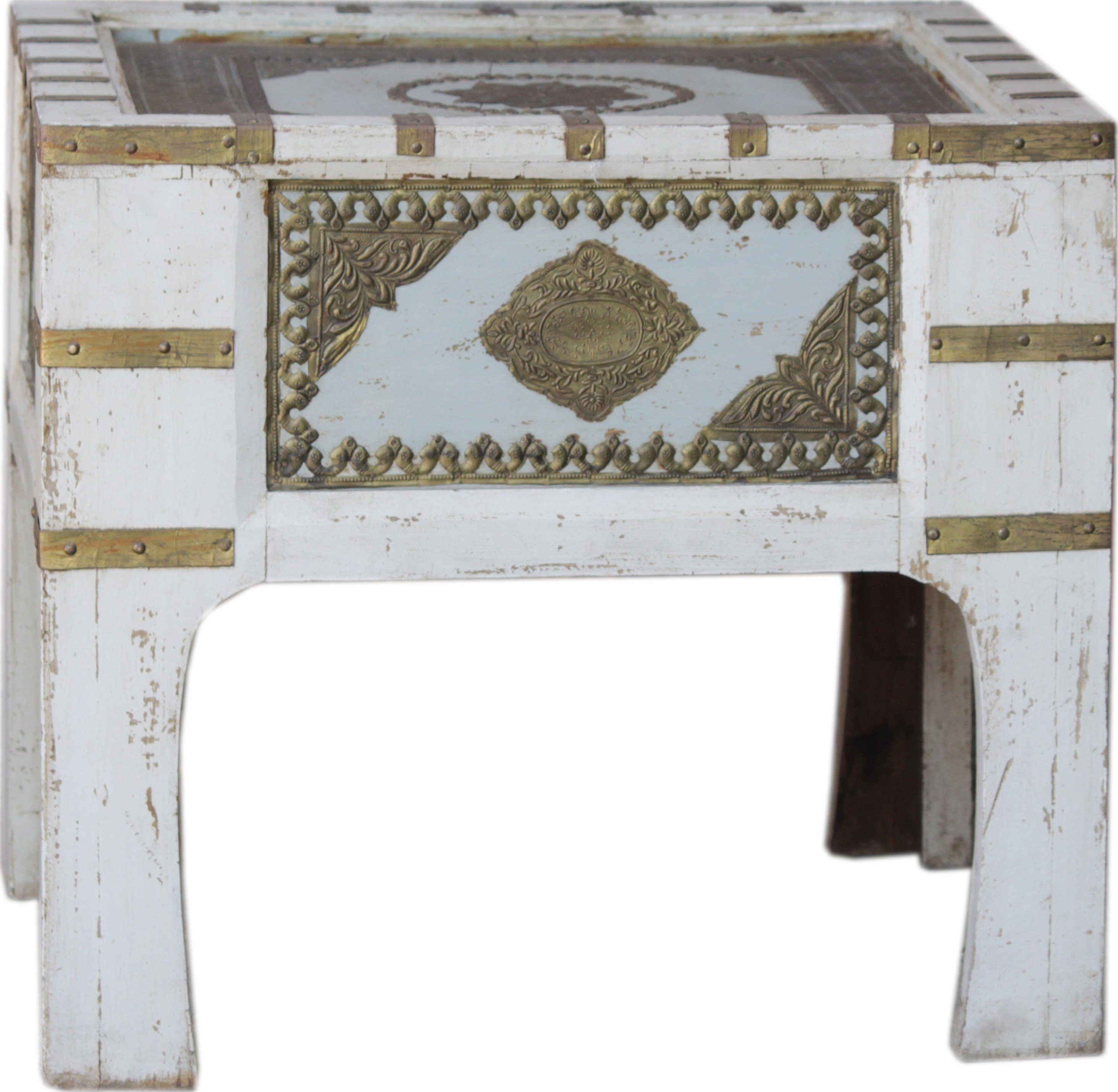 Couchtisch Orientalischer Beistelltisch mit Messing..
