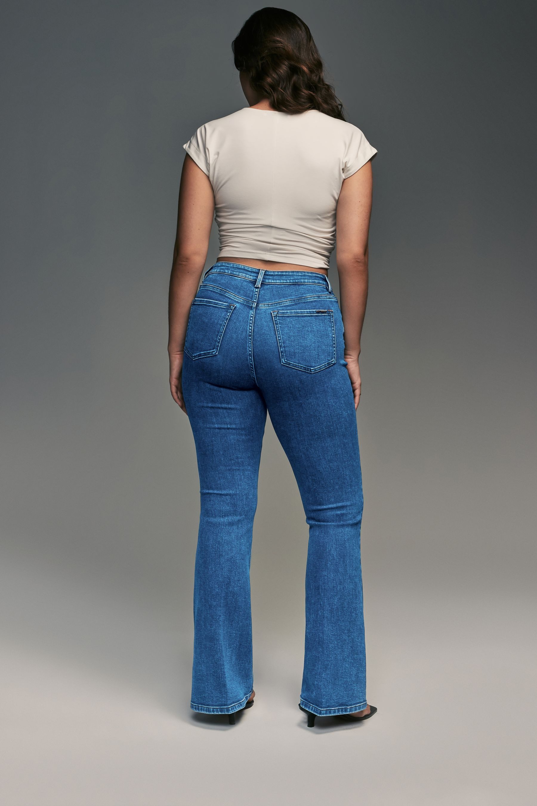 Next Schlagjeans Superweiche Sanduhr Schlagjeans (1-tlg) günstig online kaufen