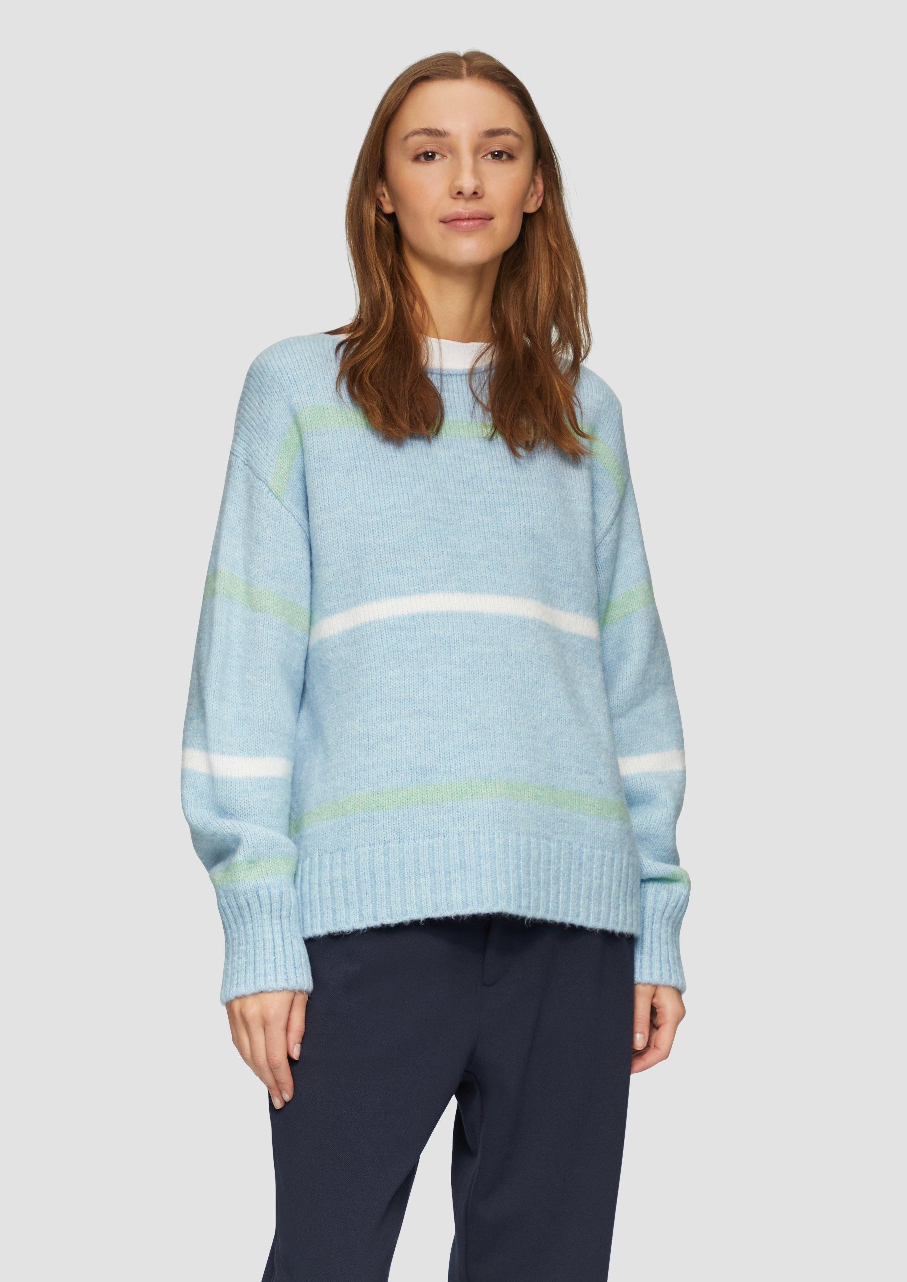 Strickpullover Gestreifter Strickpullover mit Rollkante