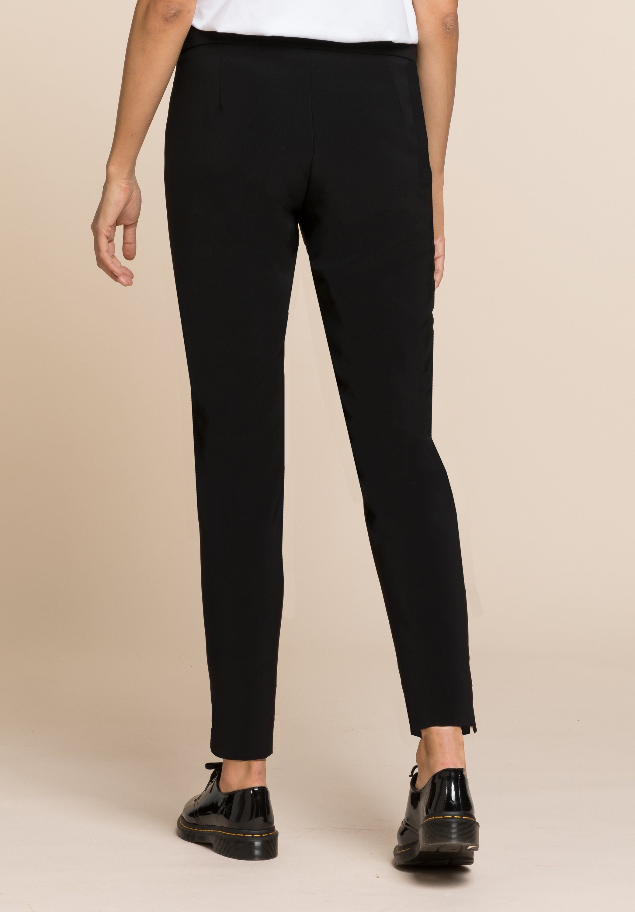 bianca Stretch-Hose SIENA in edlem Look und schmaler Silhouette