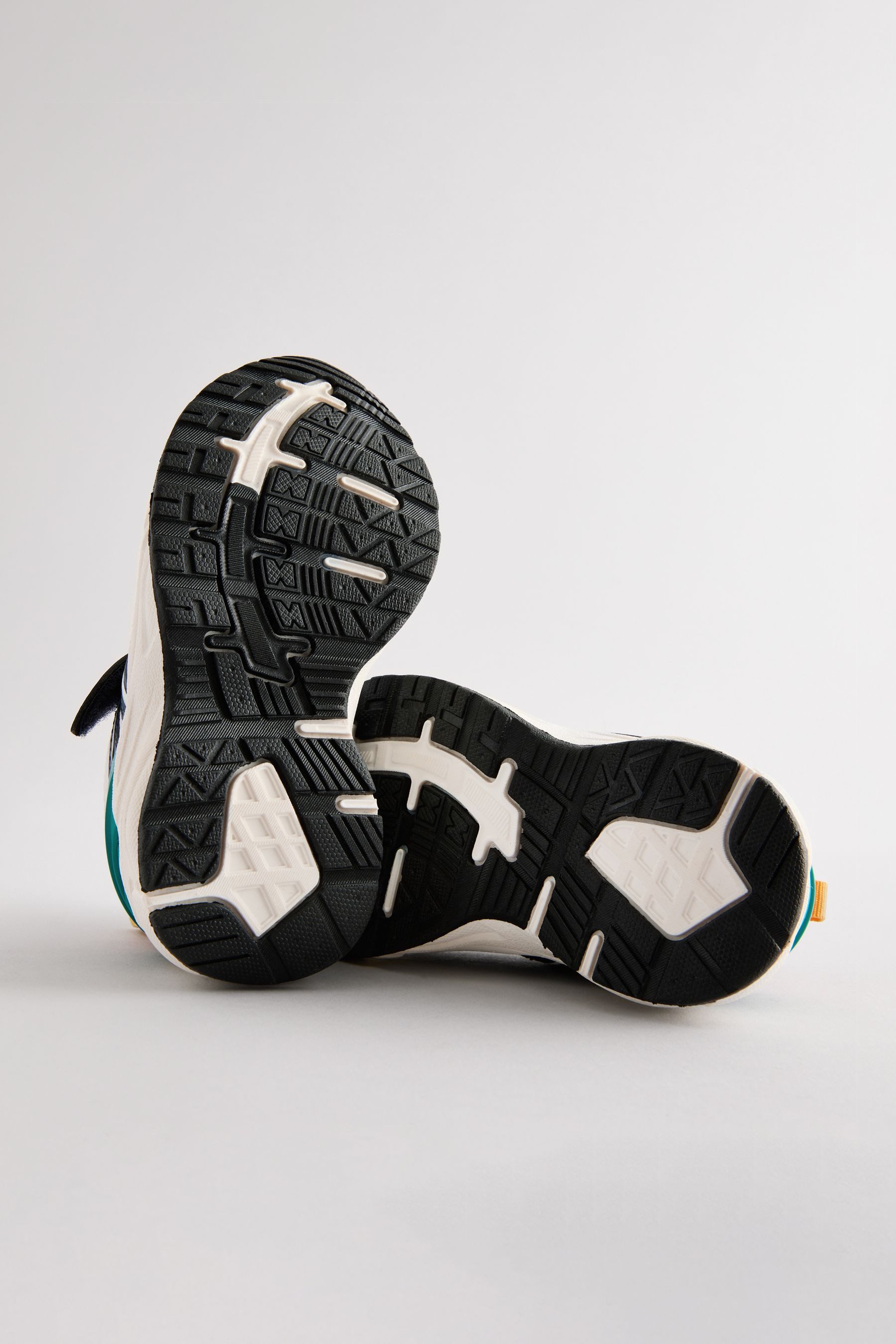 Next Mesh-Sneaker mit Klettverschluss Sneaker (1-tlg) günstig online kaufen