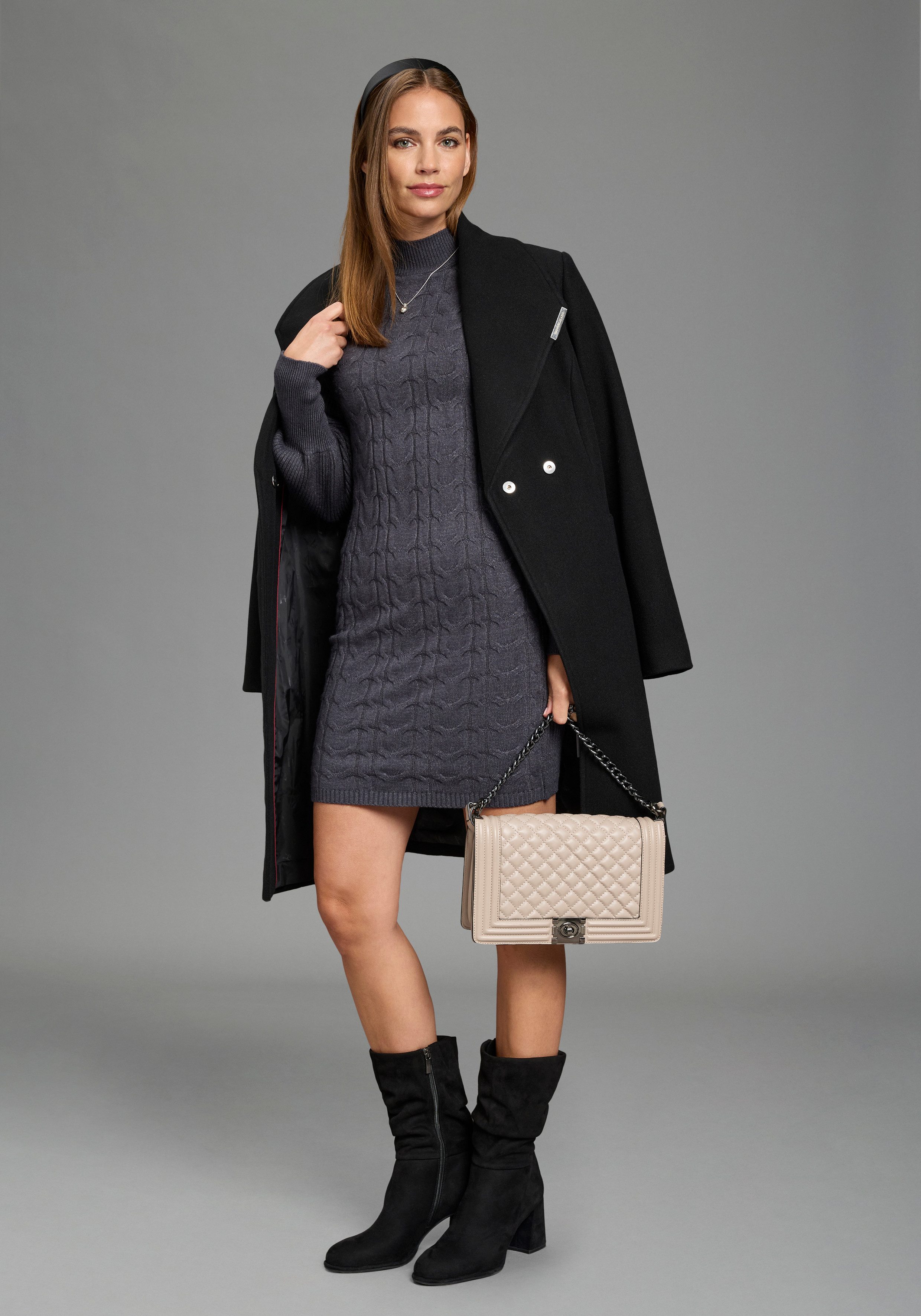 Zum Outfit 8