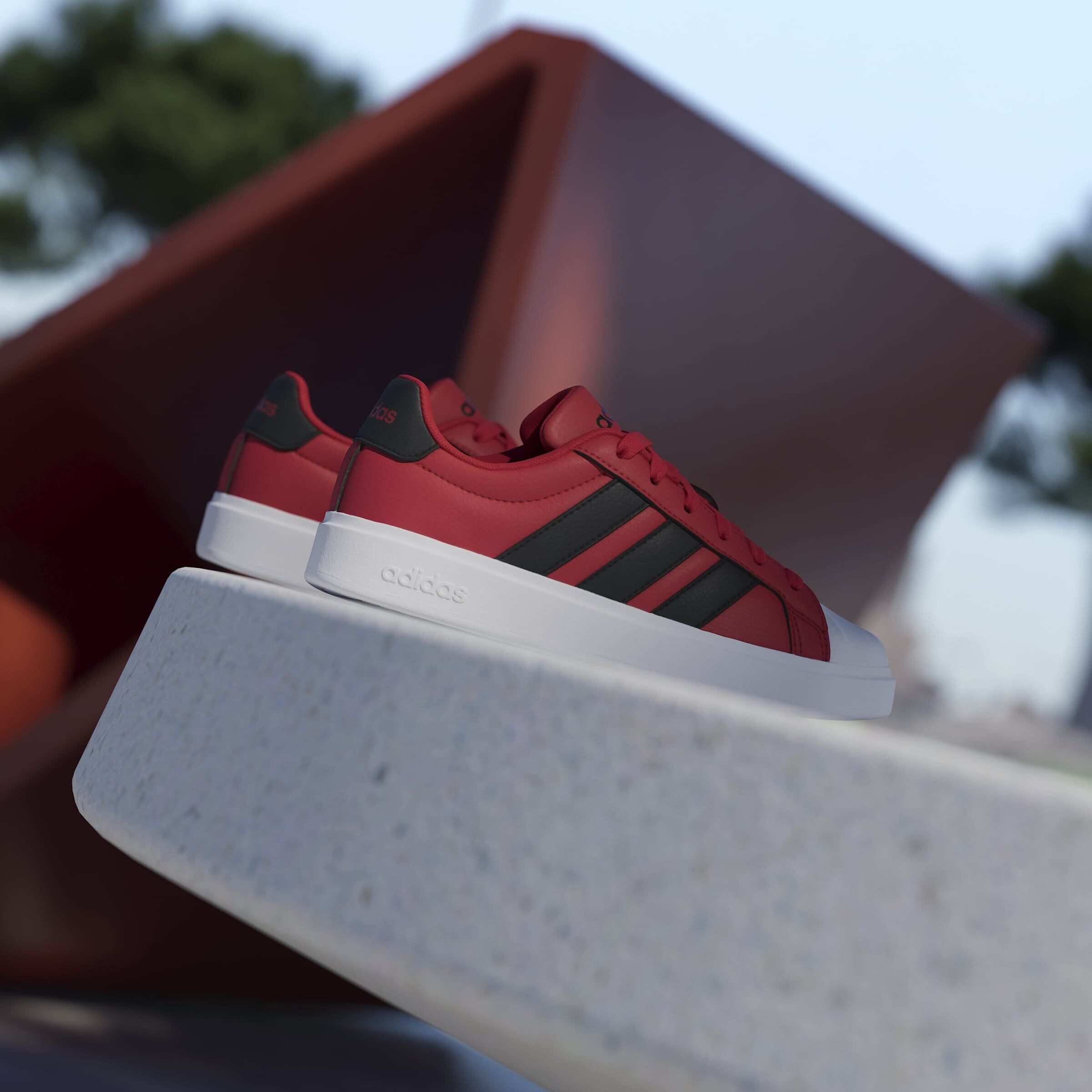 Sneaker