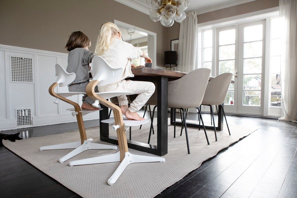 Stokke Hochstuhl Nomi® Hochstuhl, aktivem Sitzen inspiriert, zu der 150 Erwachsene kg für Babys White bis Natural bis Geeignet zu
