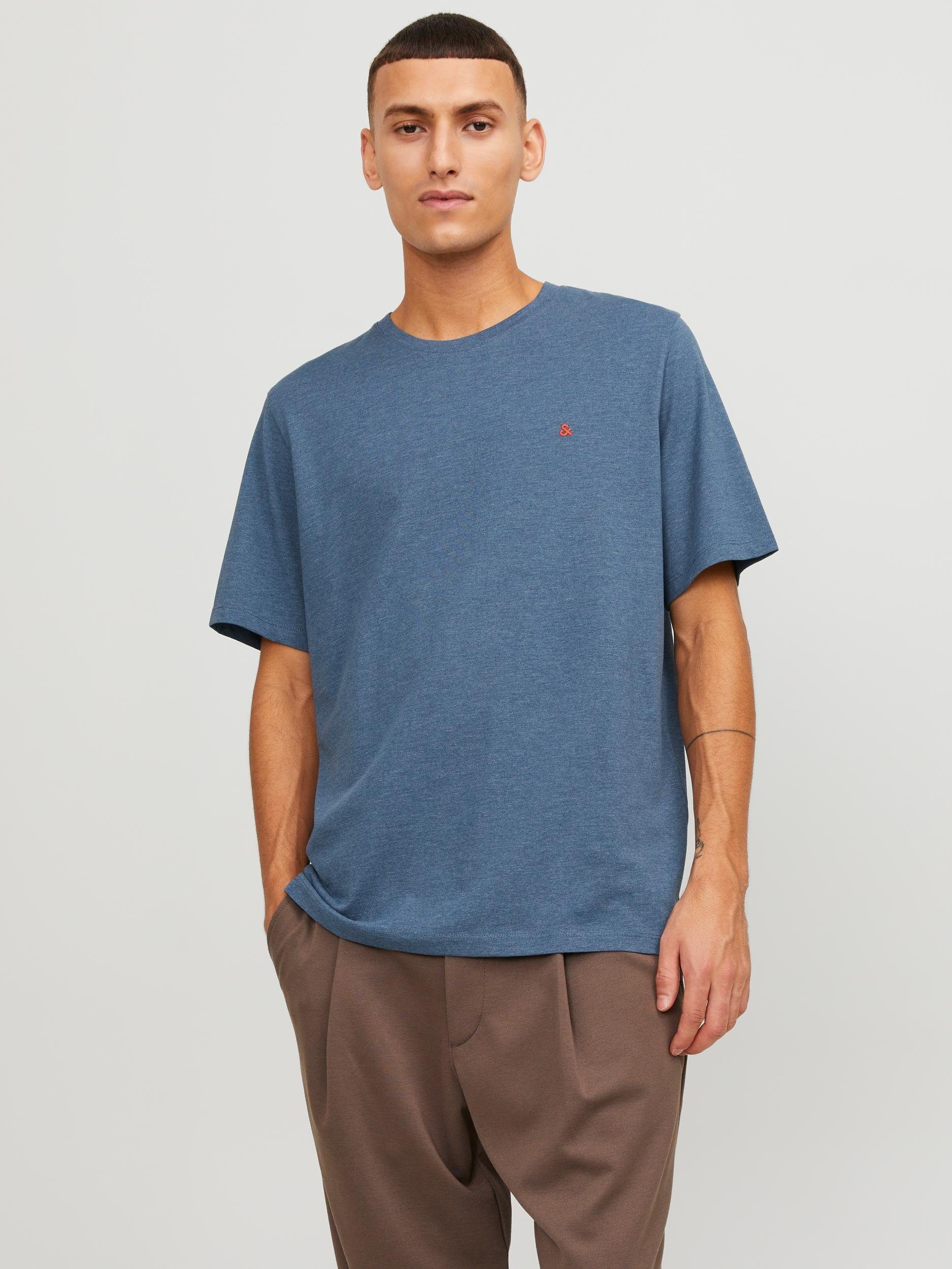 Jack & Jones Rundhalsshirt JJEPAULOS TEE SS CREW NECK NOOS mit Logo Sticker günstig online kaufen