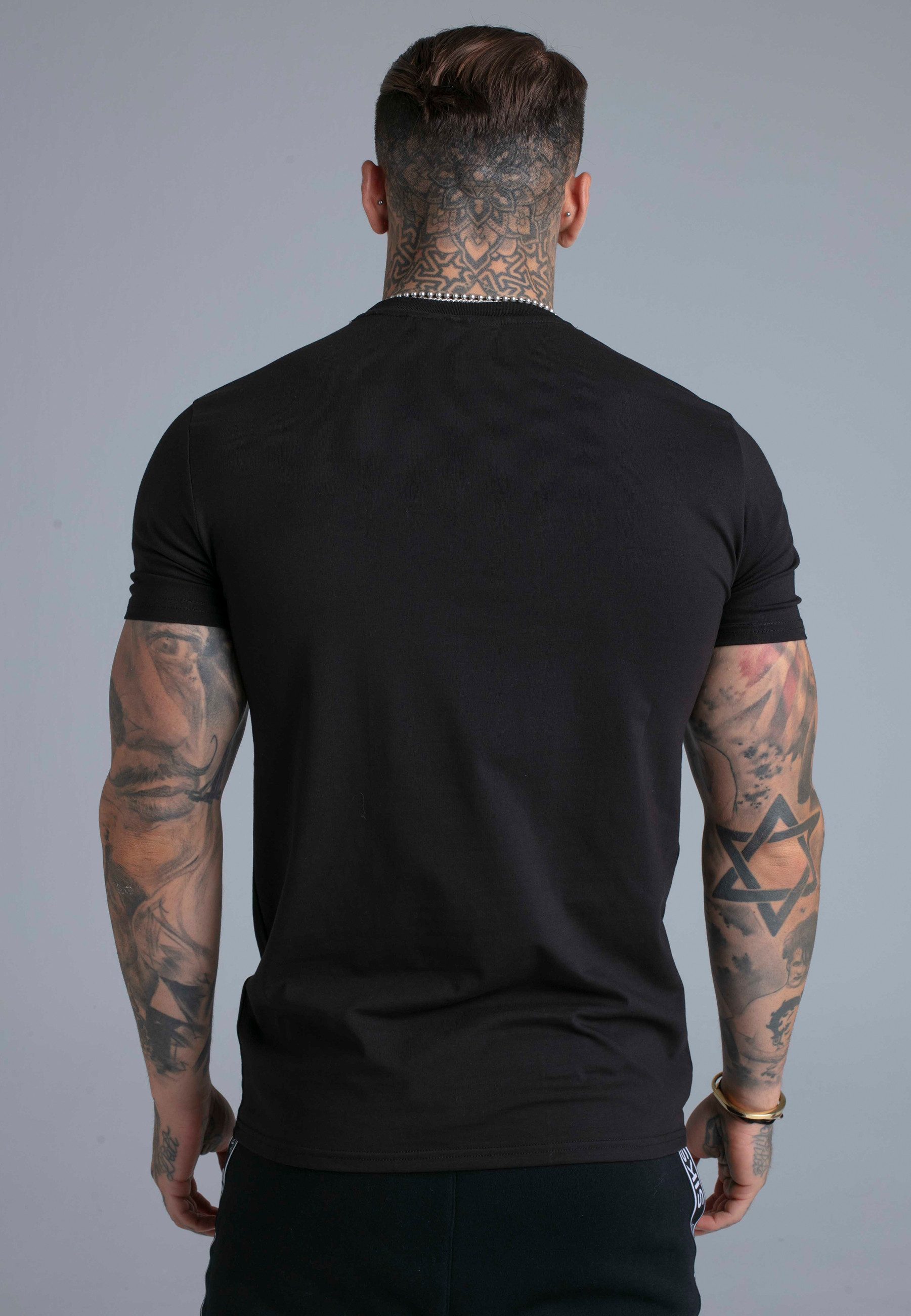 Siksilk T-Shirt SikSilk Herren Schwarzes Essentials T-Shirt – Bild 5 von 5
