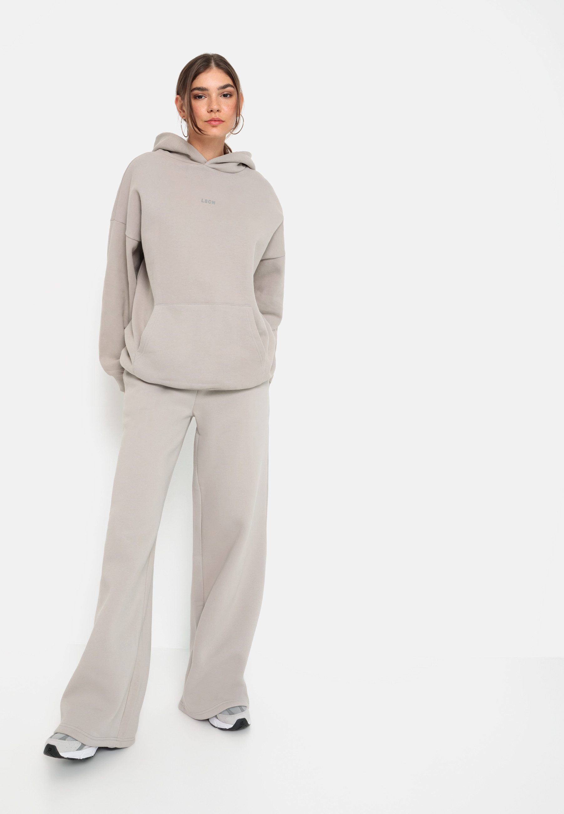 LSCN by LASCANA Hoodie mit aufgesetzter Kängurutasche
