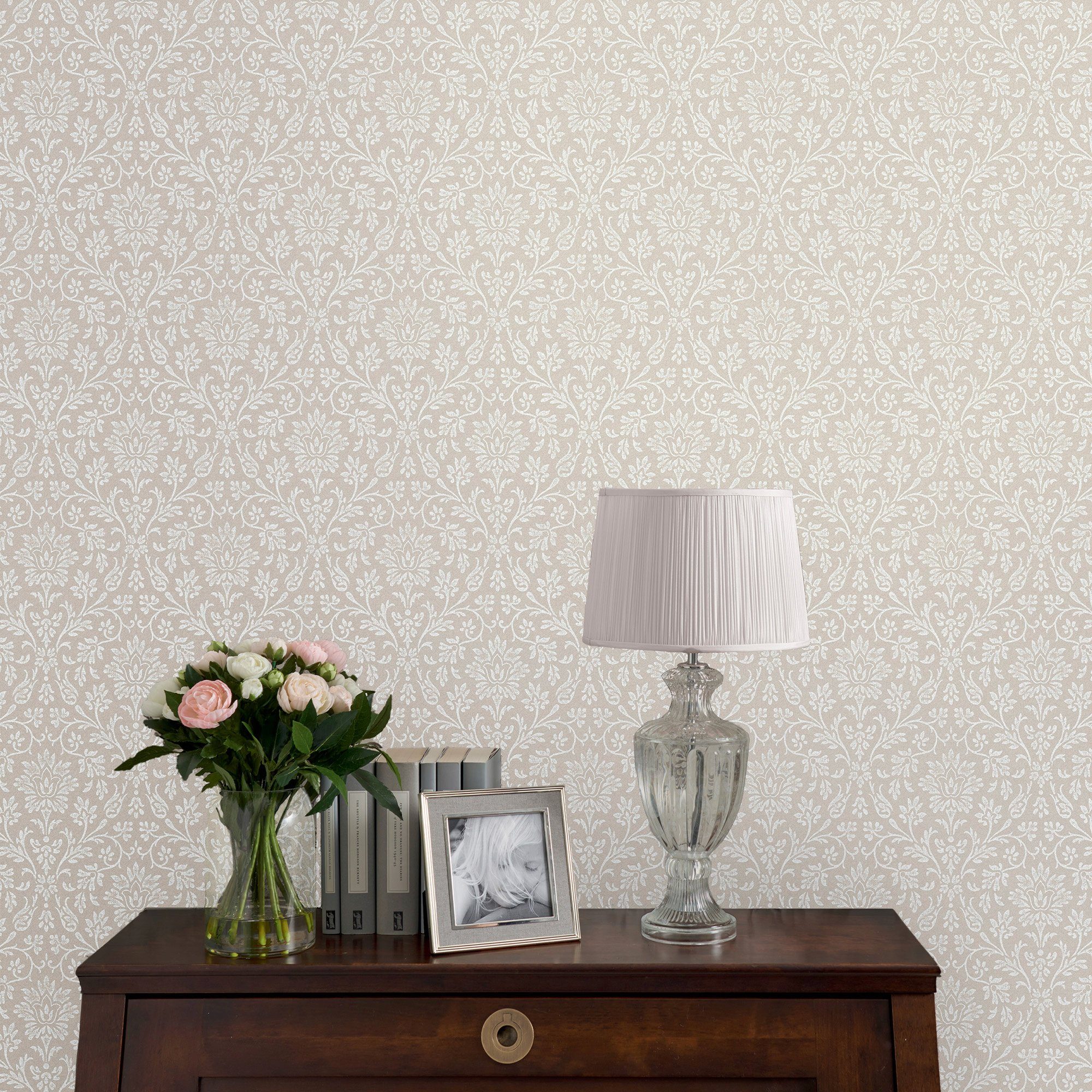 LAURA ASHLEY Vliestapete Annecy Dove Grau, glatt, botanisch, FSC® zertifiziert, mit lebhaftem Druck, 10 Meter Länge