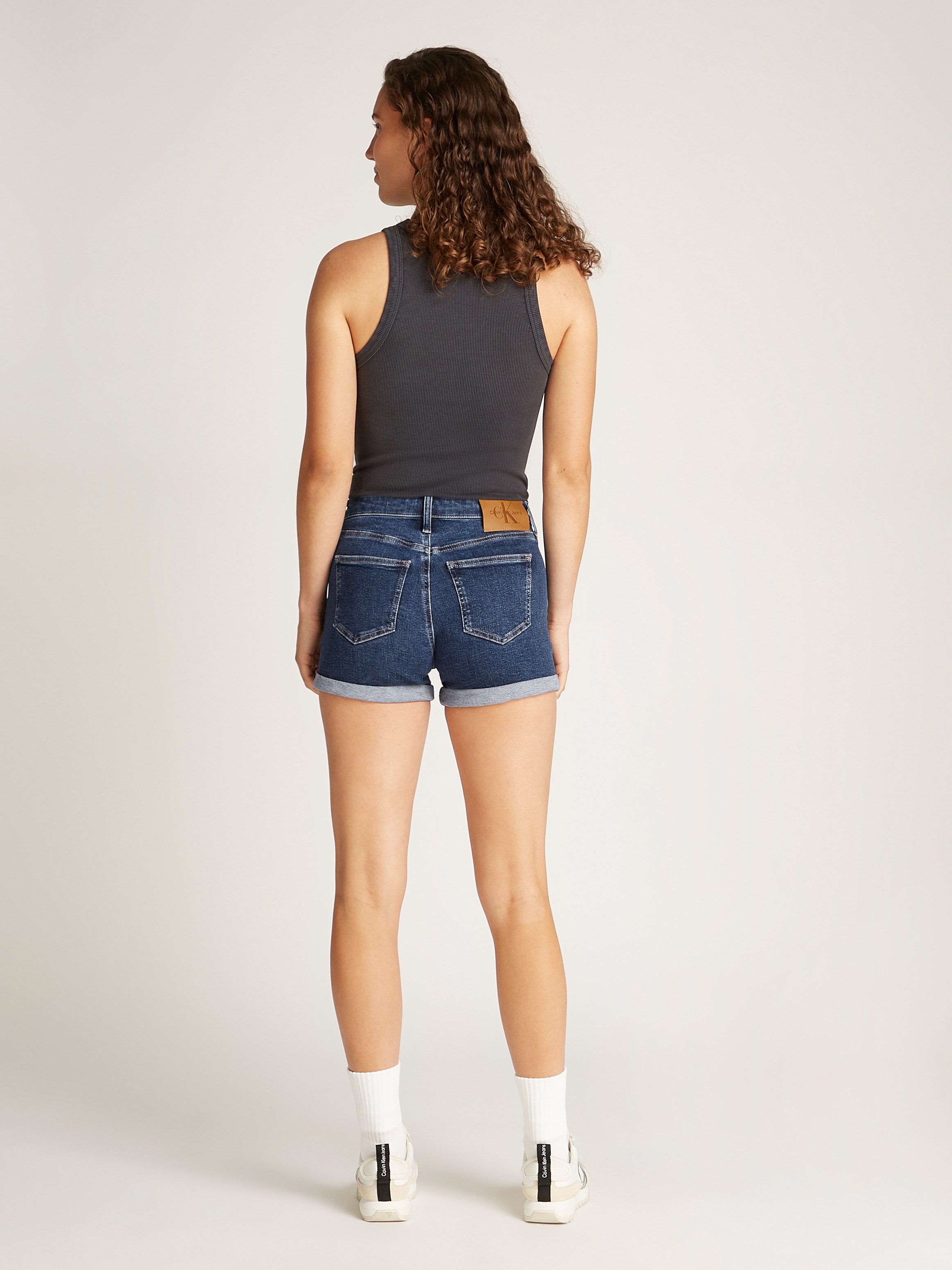 Calvin Klein Jeans Shorts MID RISE SHORT mit Umschlagsaum