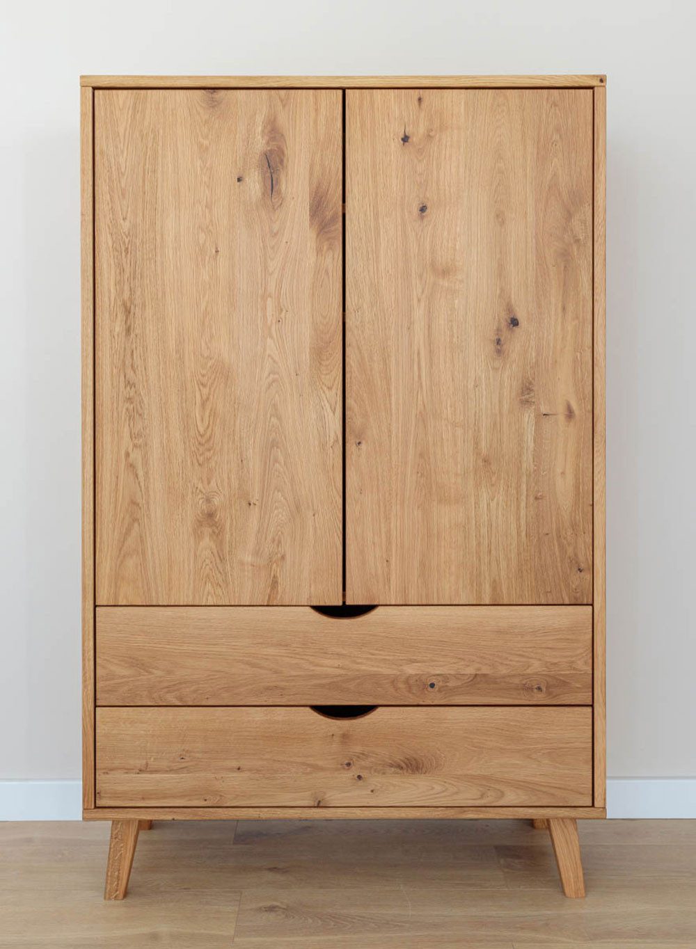 Feldmann-Wohnen Kleiderschrank Simona (mit Türen, mit Schubladen, mit Einlegeböden, 1-St., Massivholz, geölte Oberfläche) 90x40x145cm Massivholz geölt Eiche Natur