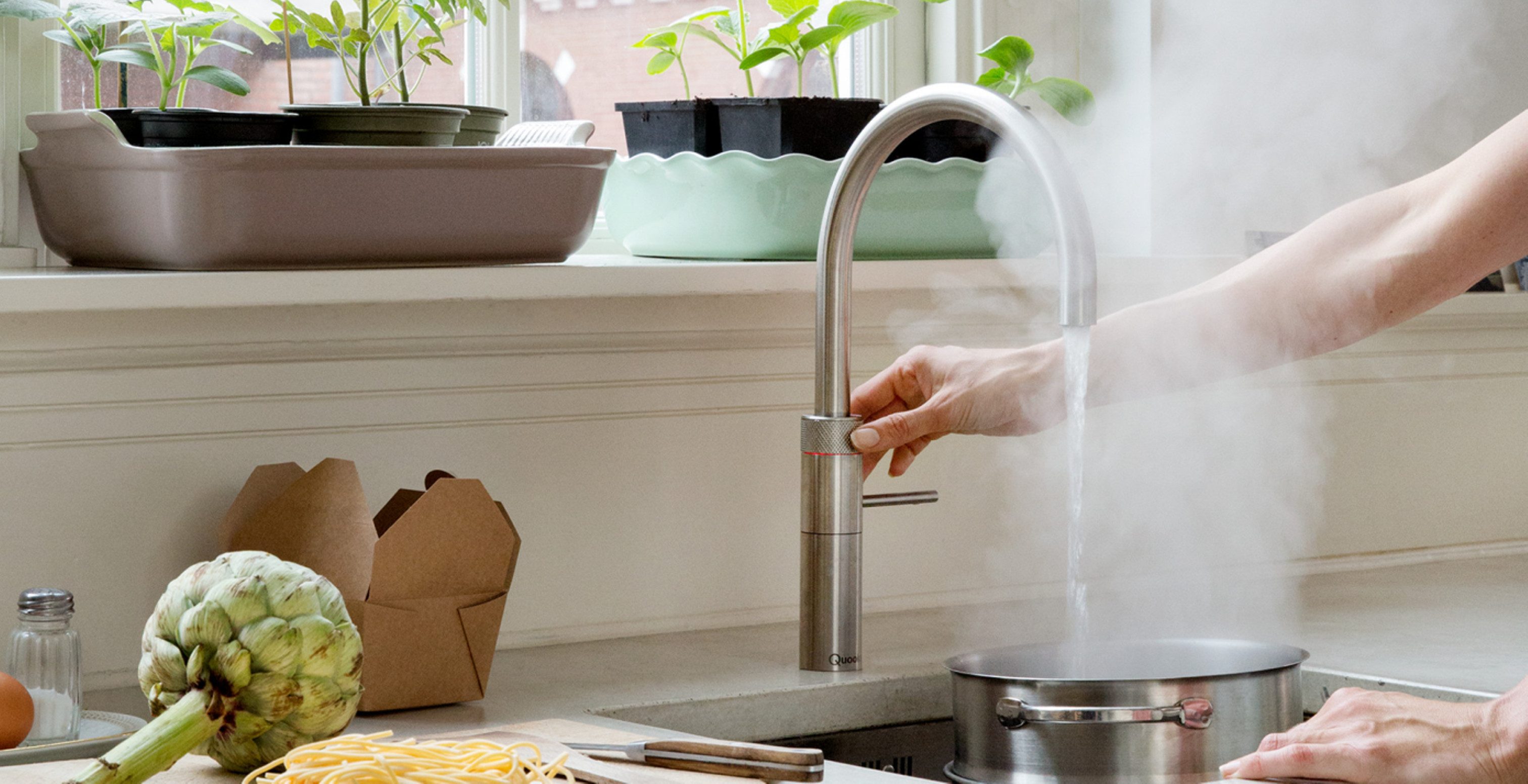QUOOKER Küchenarmatur QUOOKER FUSION ROUND COMBI+ B Edelstahl & 100°C Armatur (22+FRRVS) (2-St) Spültischmischer mit 100°C Kochendwasserfunktion