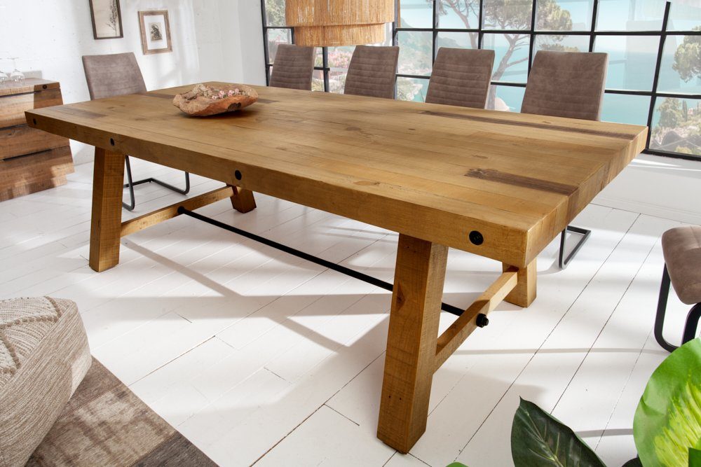 riess-ambiente Esstisch FINCA 240cm vintage braun - recyceltes Pinienholz, Bohlenoptik (Einzelartikel, 1-St), Industrial Design mit Querstrebe – ideal für bis zu 12 Personen