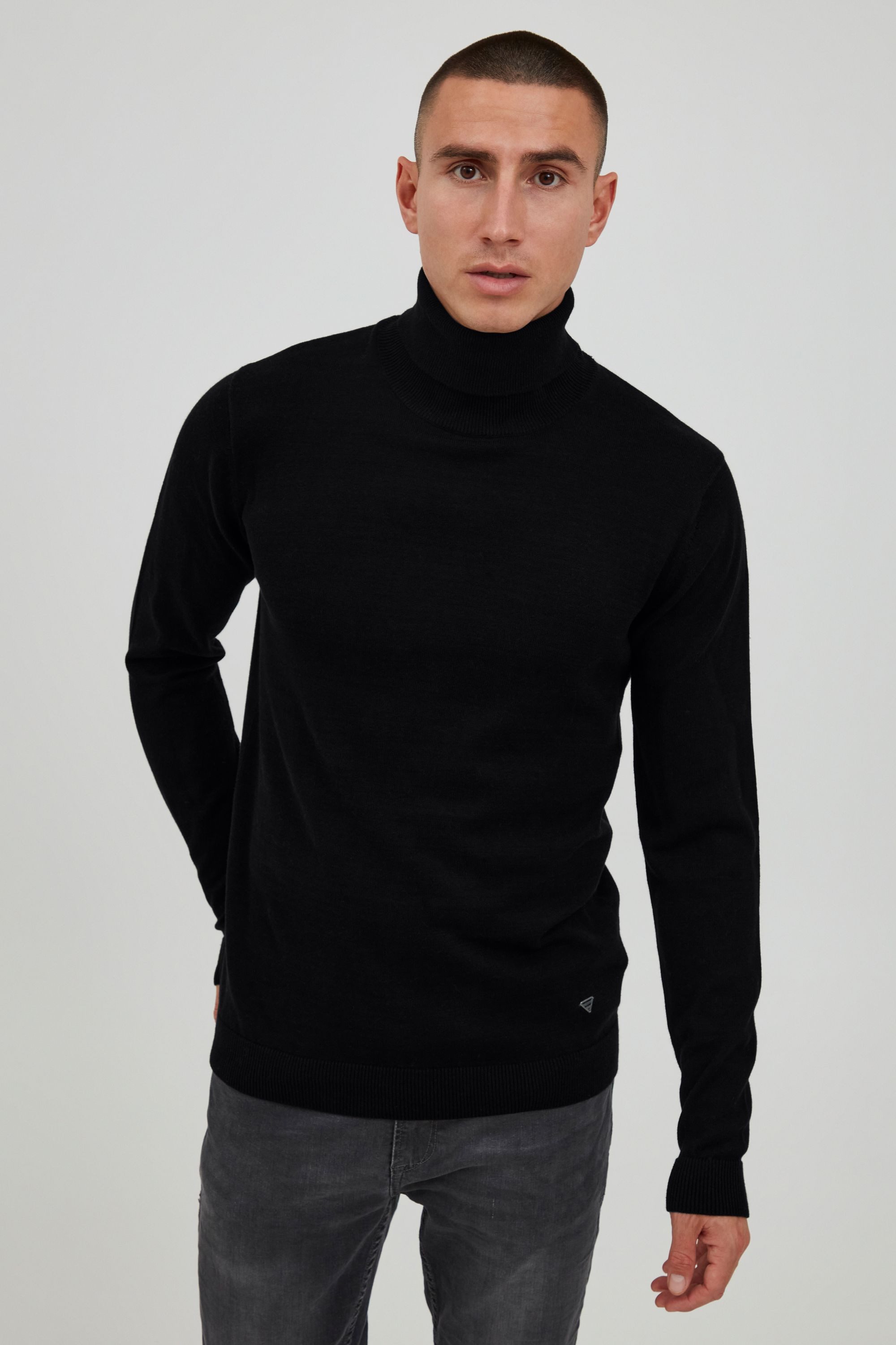 11 Project Strickpullover PRIngbert Klassischer Rollkragenpullover