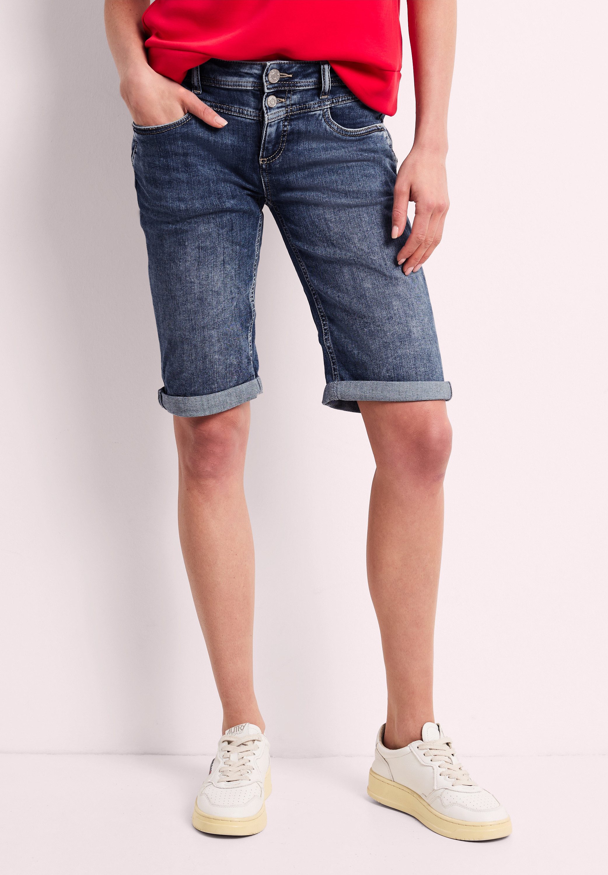 STREET ONE Gerade Jeans in dunkelblauer Waschung